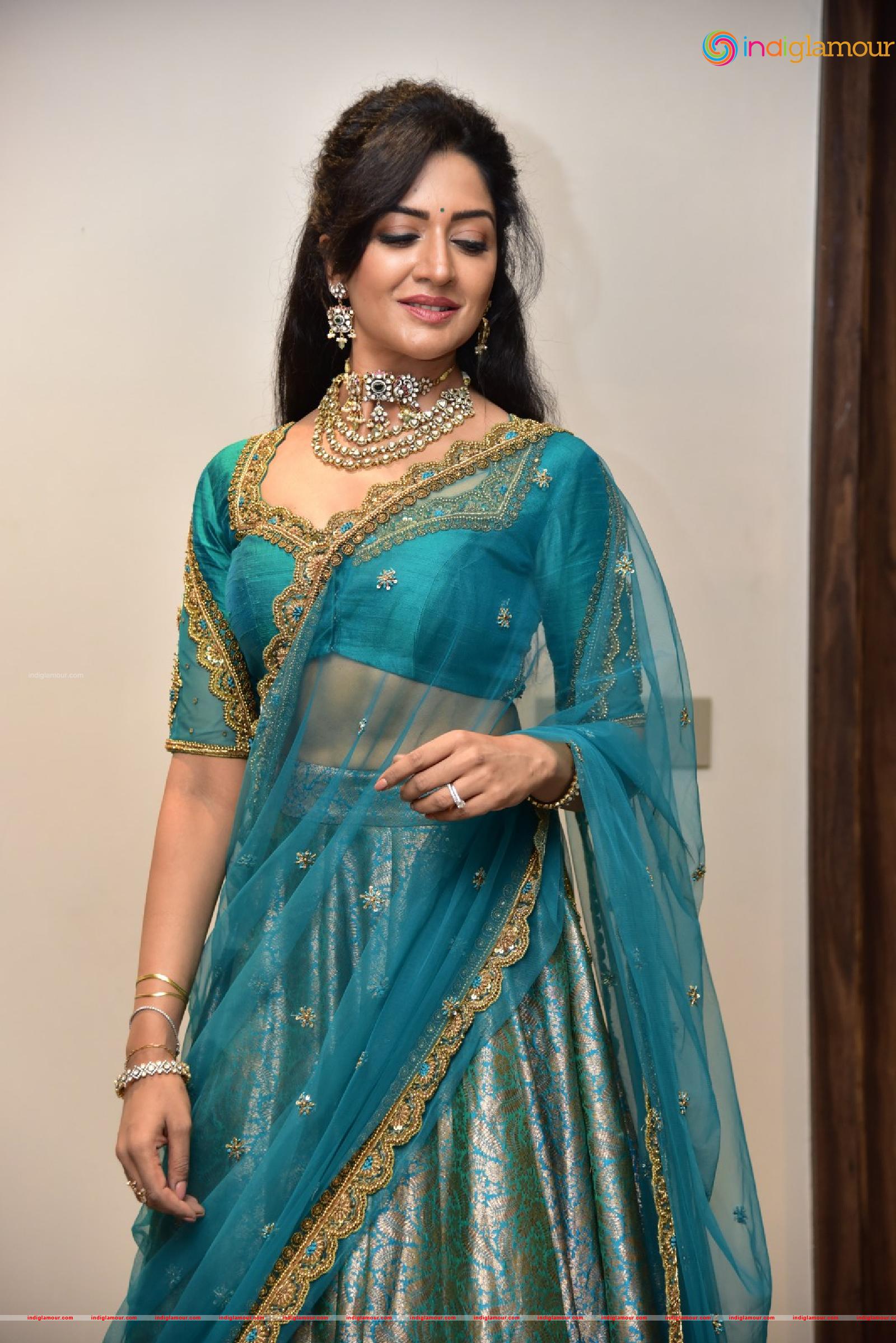 Vimala Raman Actress hd photo