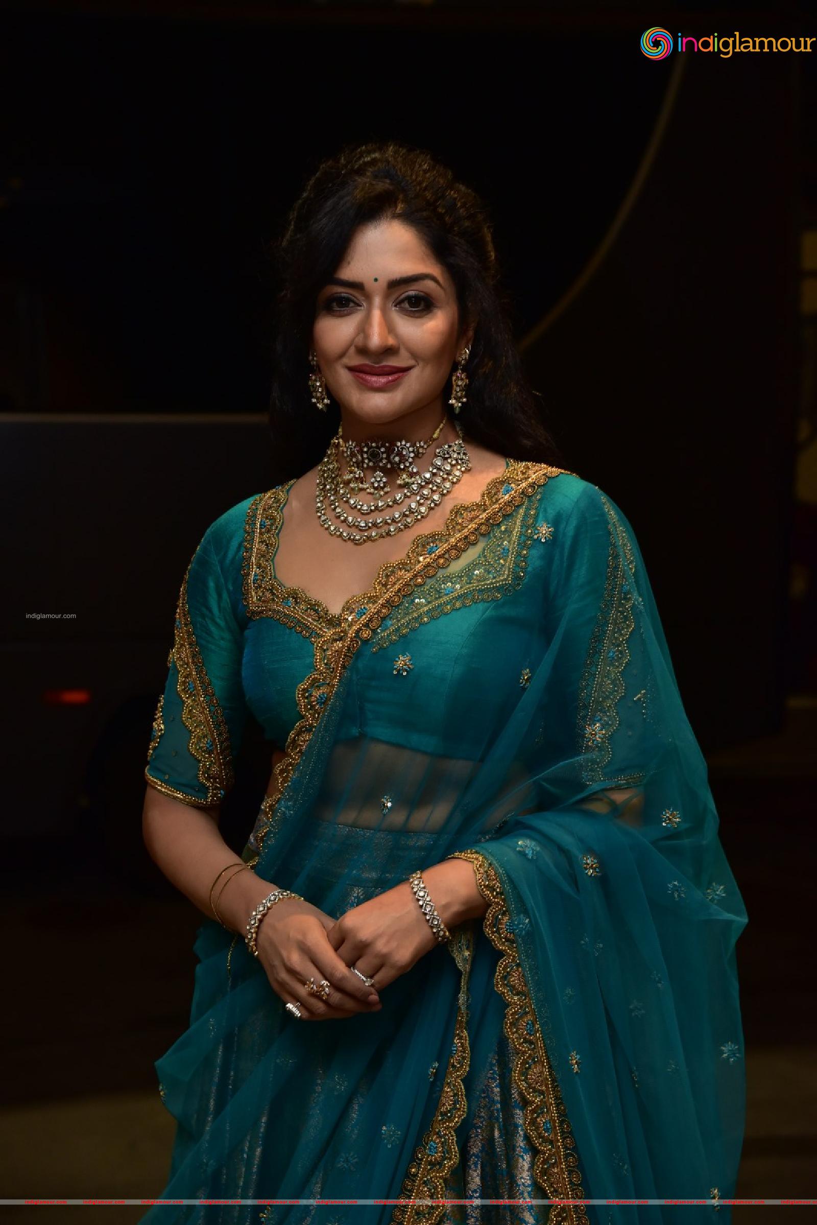 Vimala Raman Actress hd photo