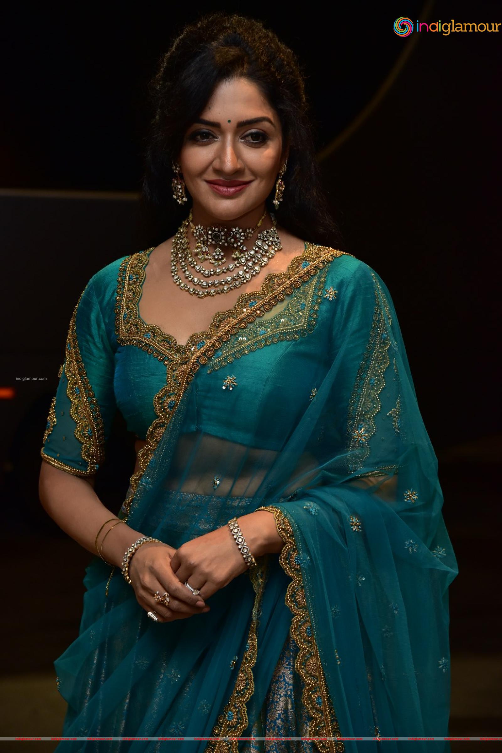 Vimala Raman Actress hd photo