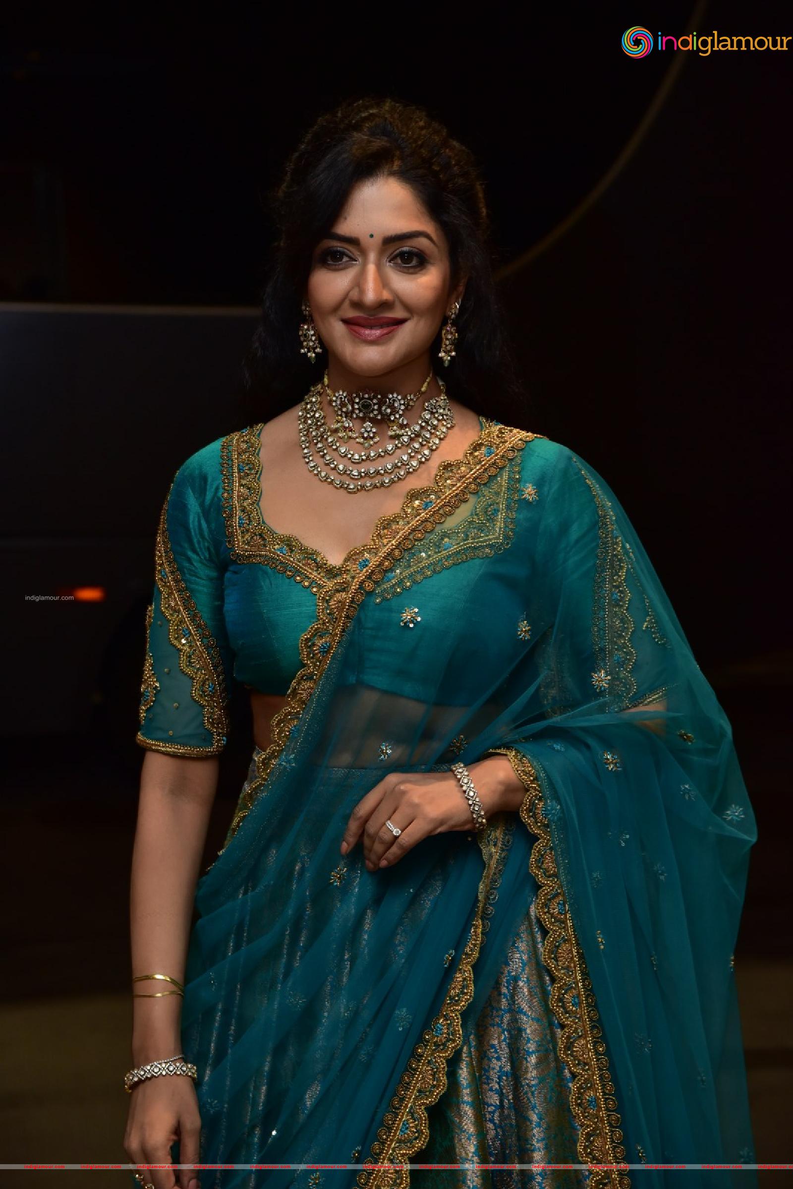 Vimala Raman Actress hd photo