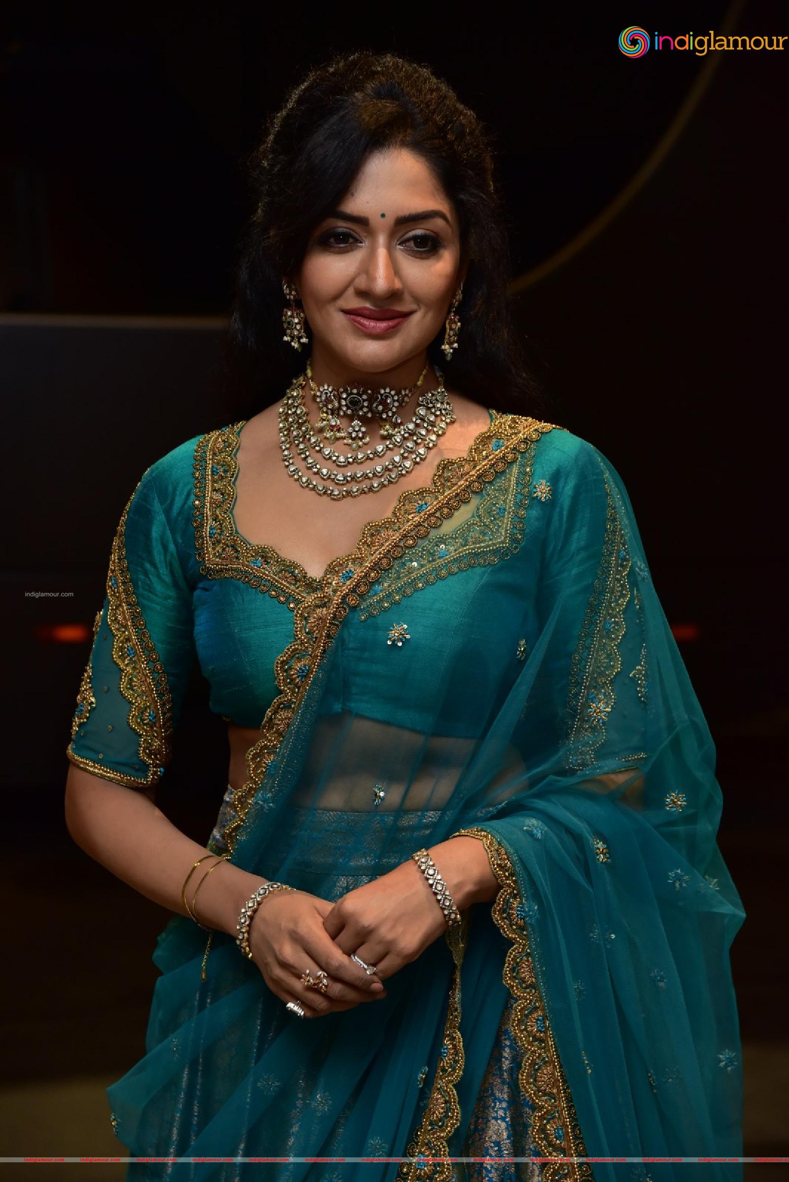 Vimala Raman Actress hd photo