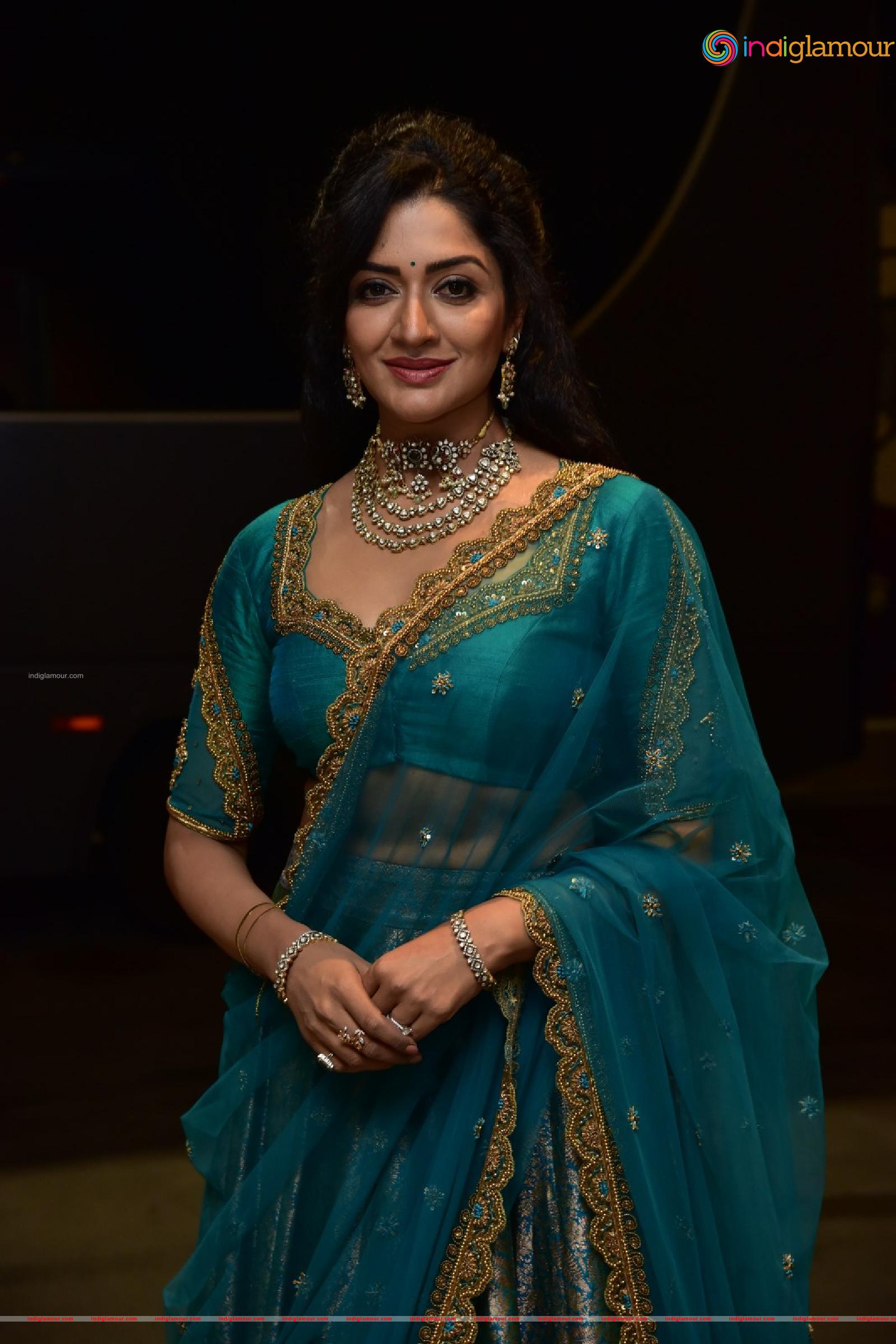 Vimala Raman Actress hd photo