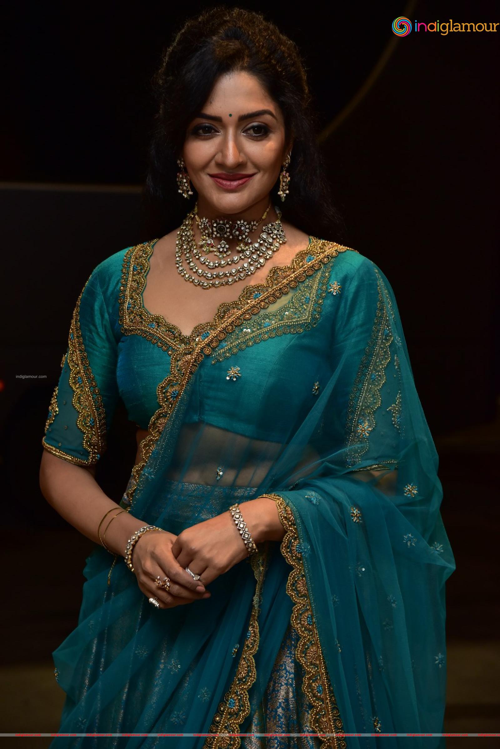 Vimala Raman Actress hd photo