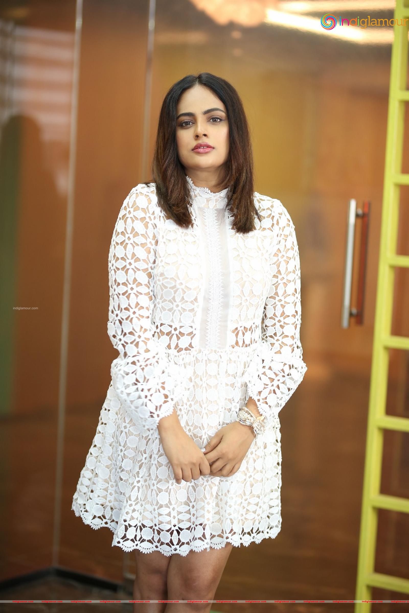 Nanditha Swetha Actress hd photo