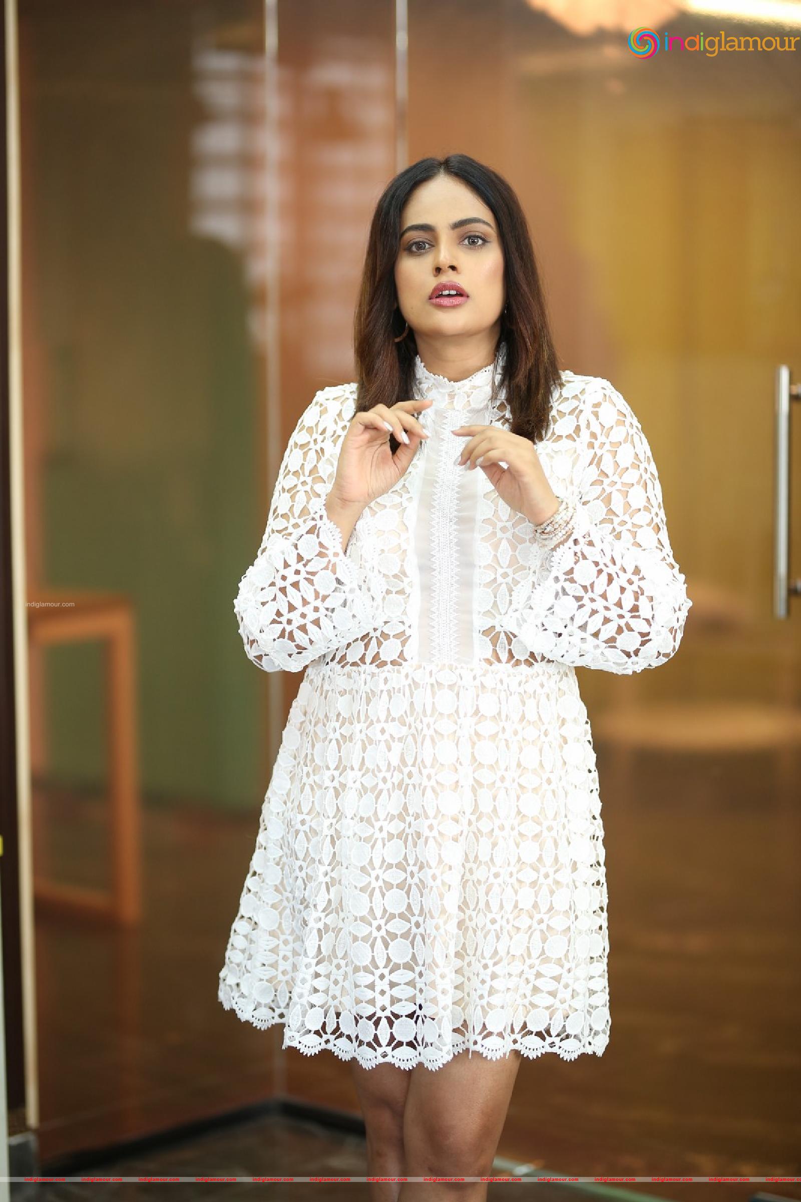 Nanditha Swetha Actress hd photo
