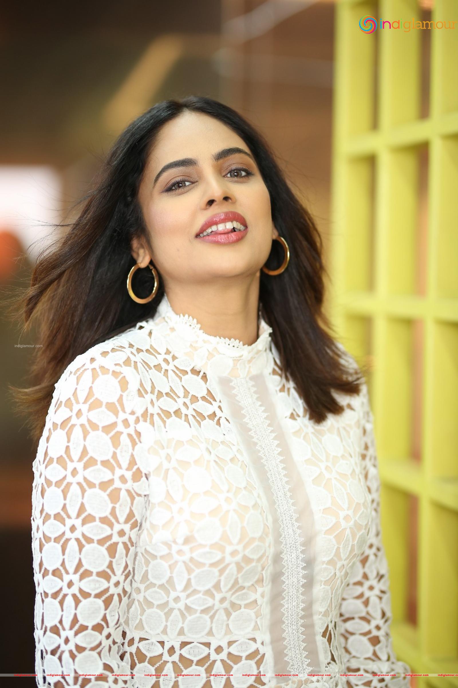 Nanditha Swetha Actress hd photo