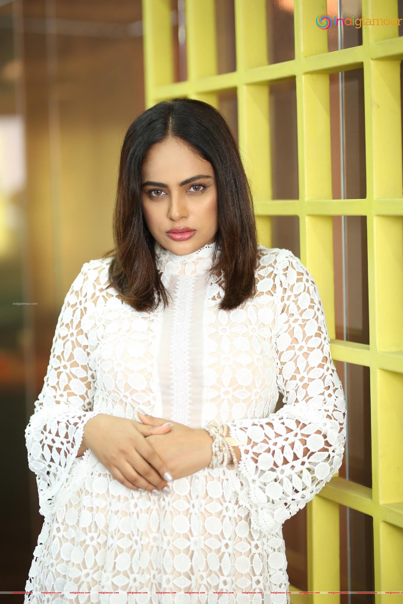 Nanditha Swetha Actress hd photo