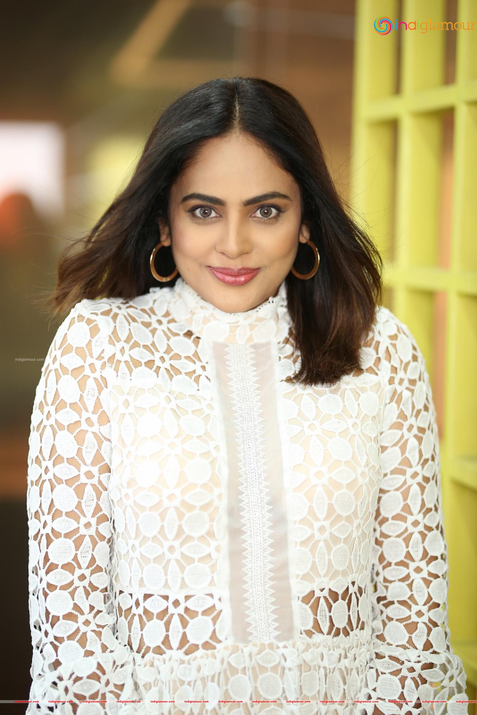 Nanditha Swetha Actress hd photo