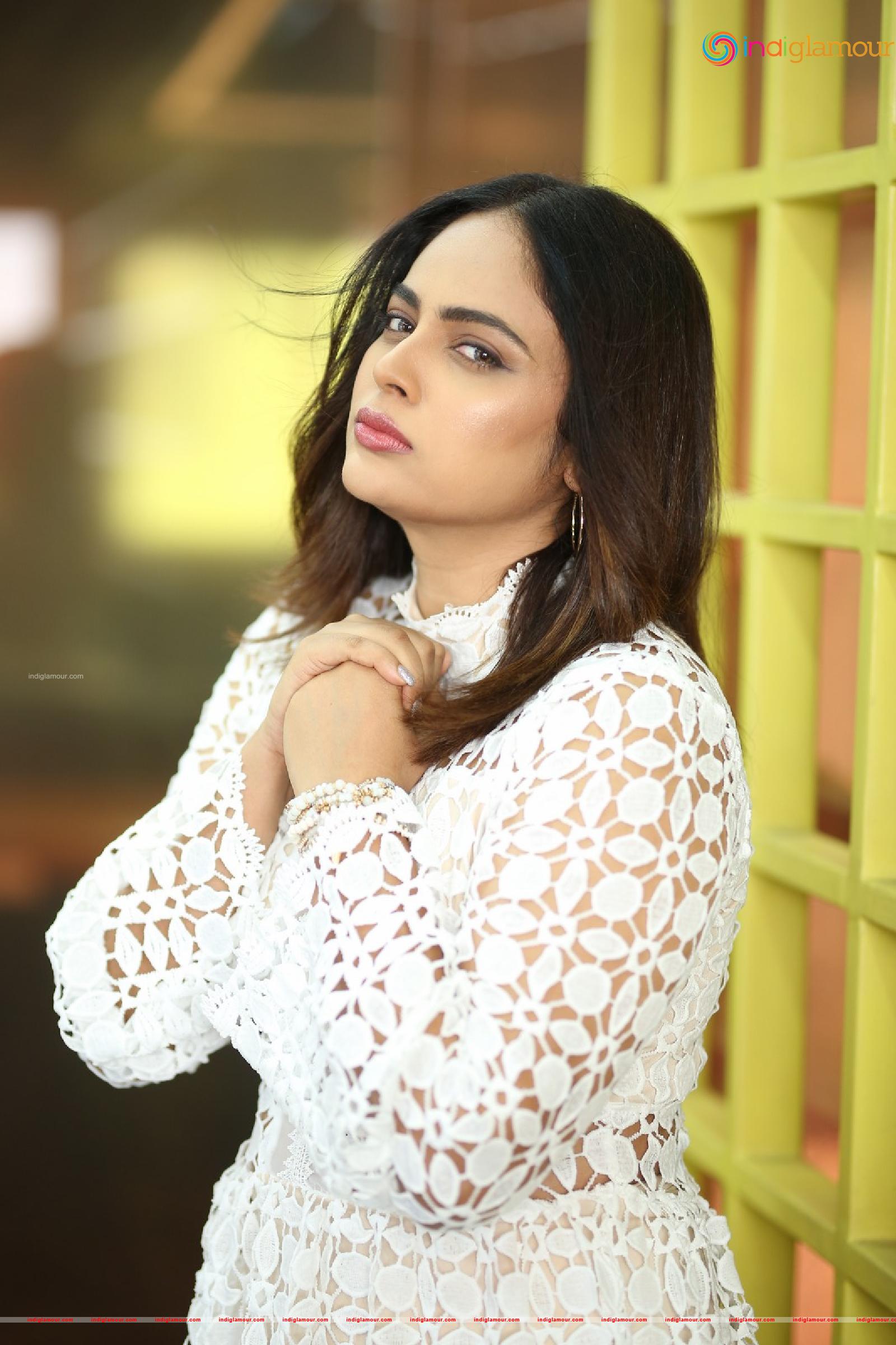 Nanditha Swetha Actress hd photo