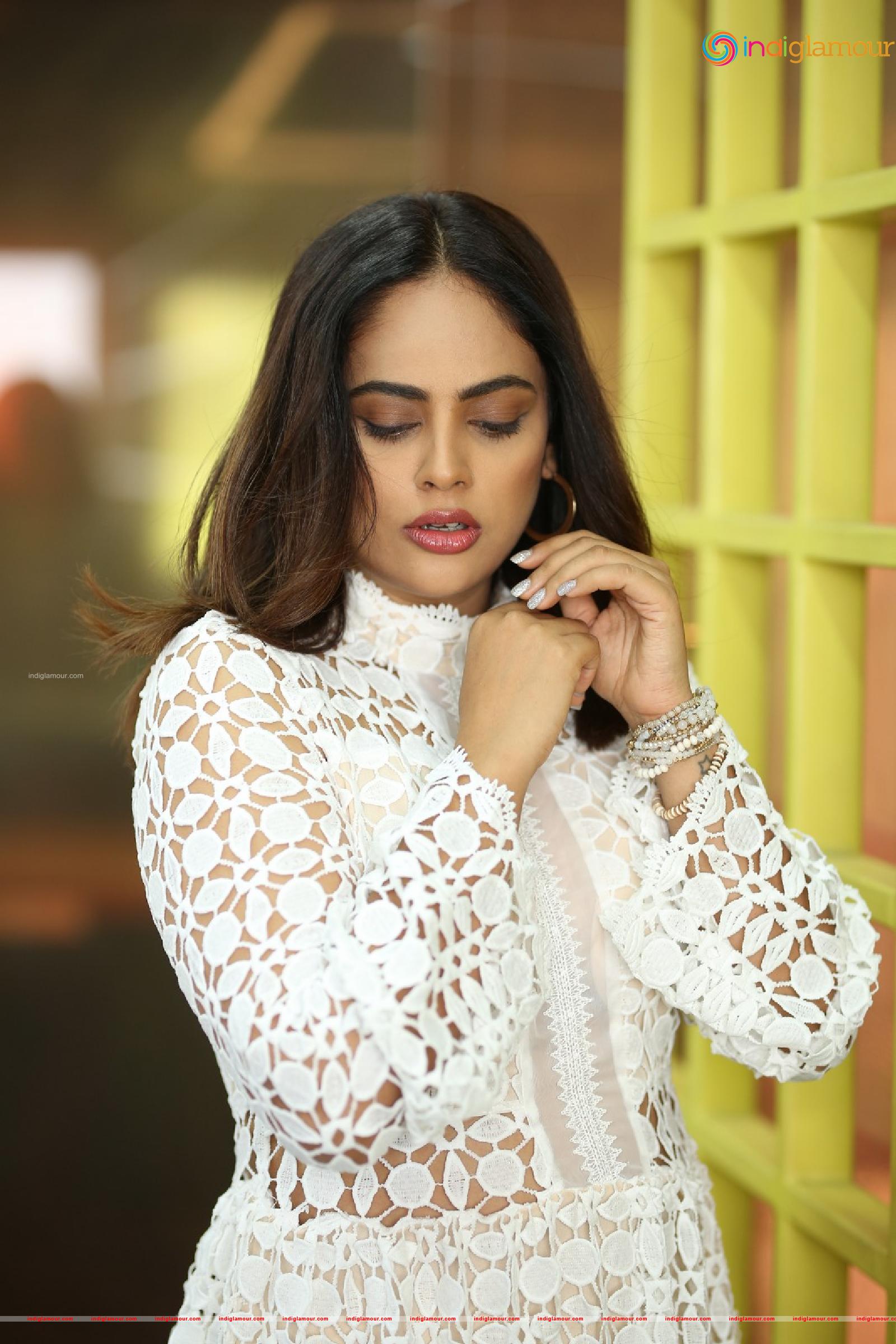 Nanditha Swetha Actress hd photo