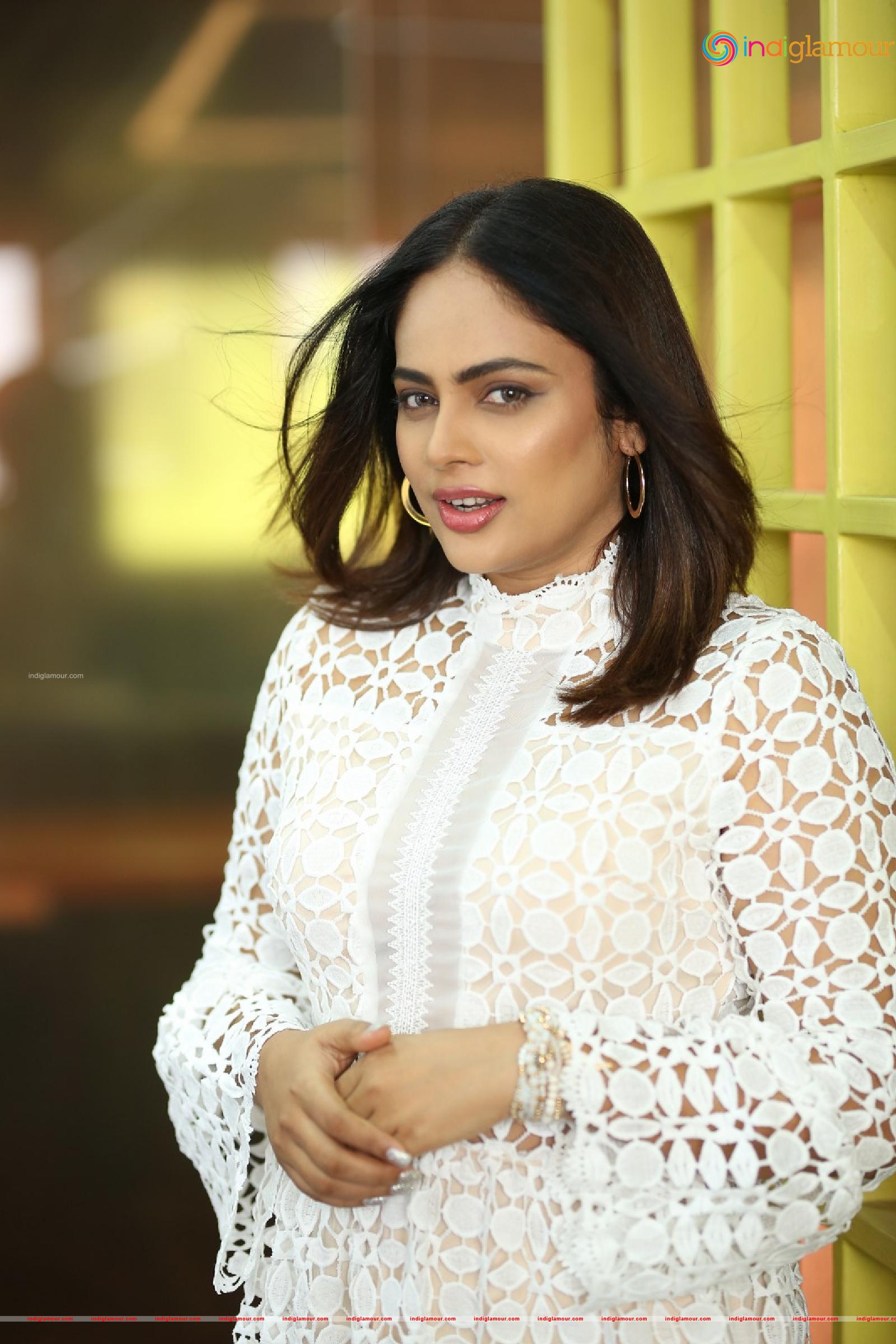 Nanditha Swetha Actress hd photo