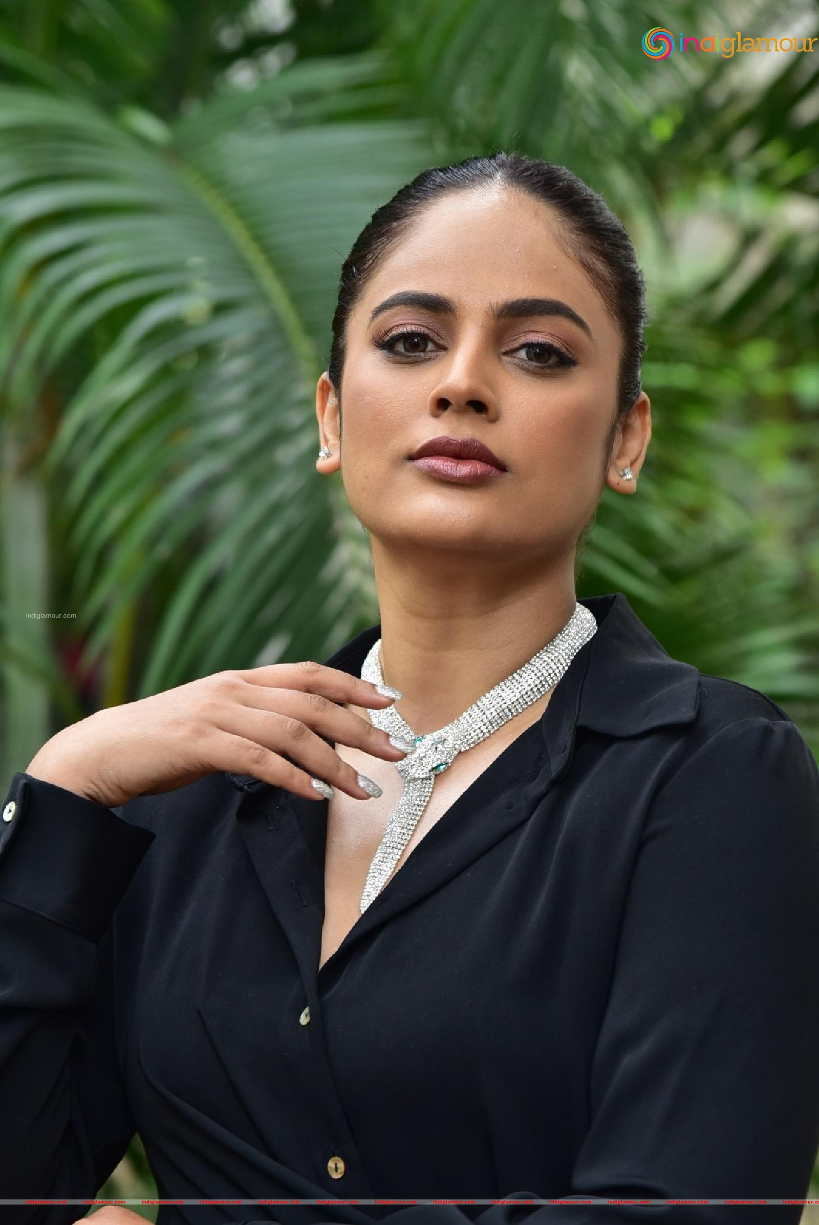 Nidhitha Swetha Actress hd photo