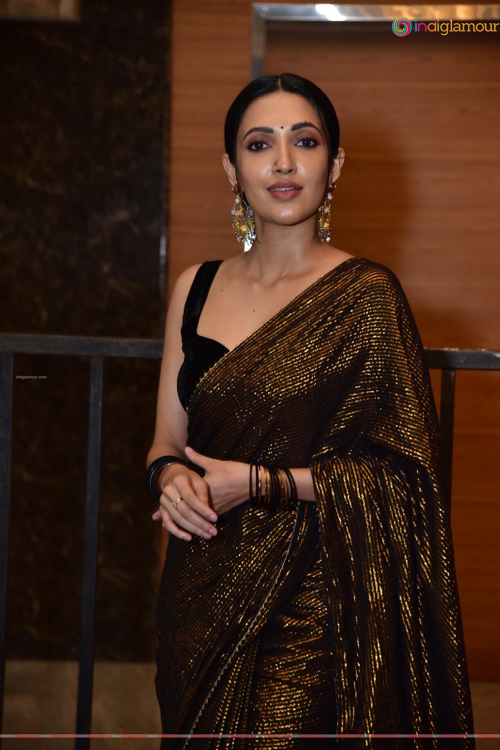 Neha Shetty Actress hd photo