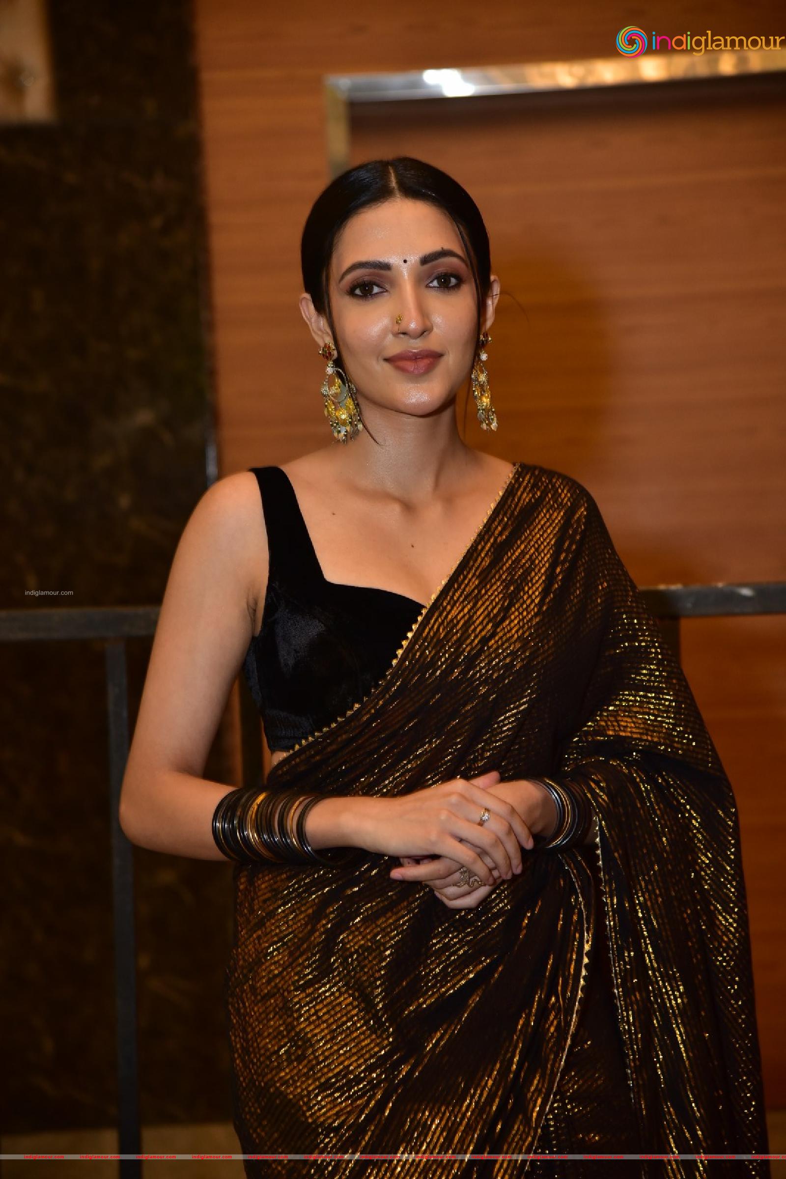 Neha Shetty Actress hd photo
