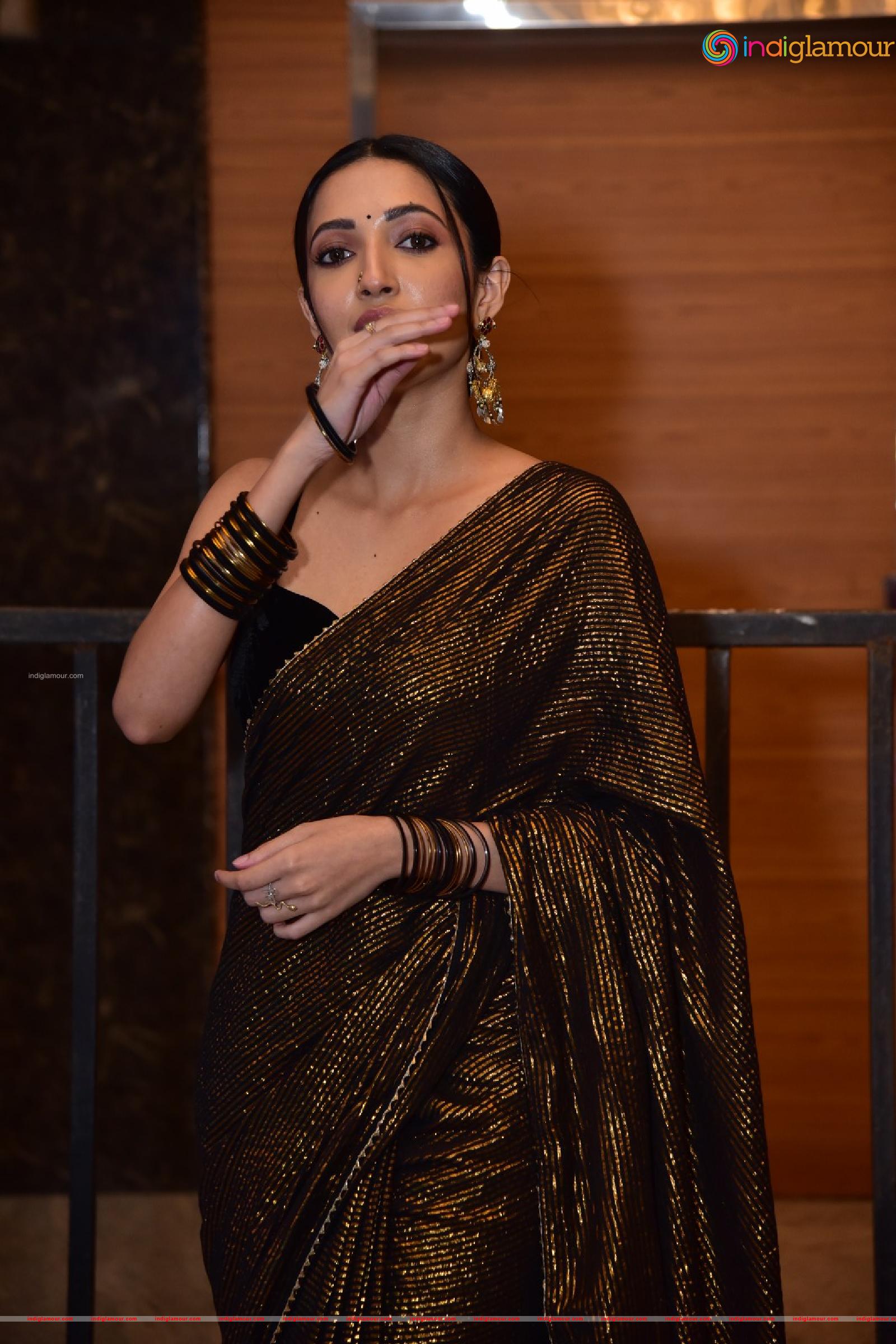 Neha Shetty Actress hd photo