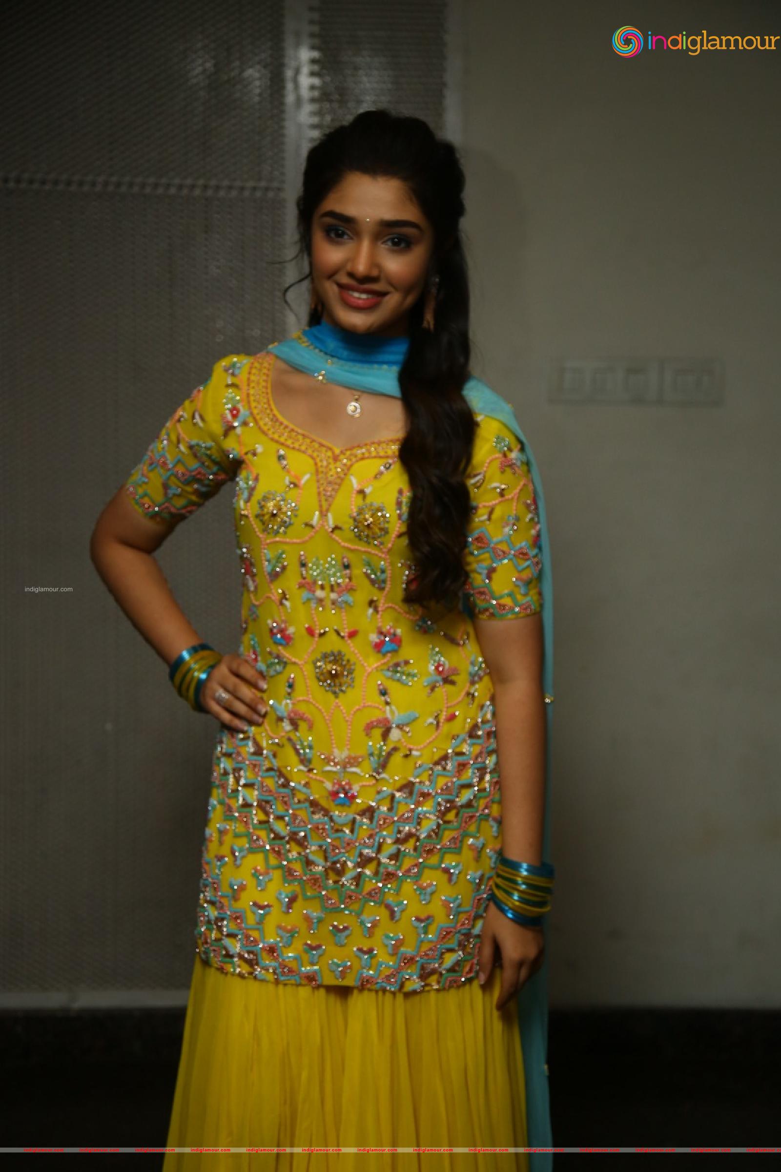 Krithi Shetty Actress hd photo