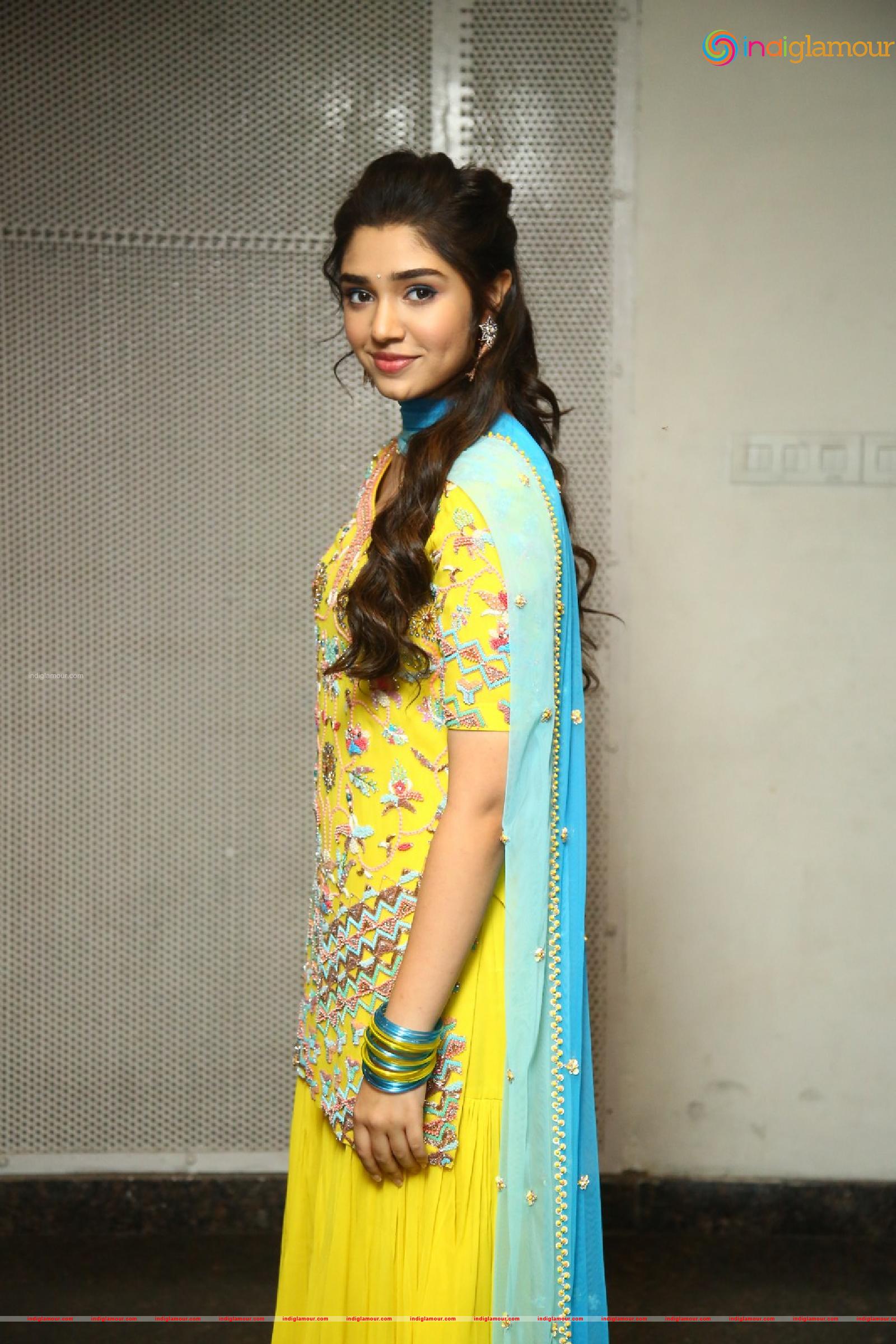 Krithi Shetty Actress hd photo