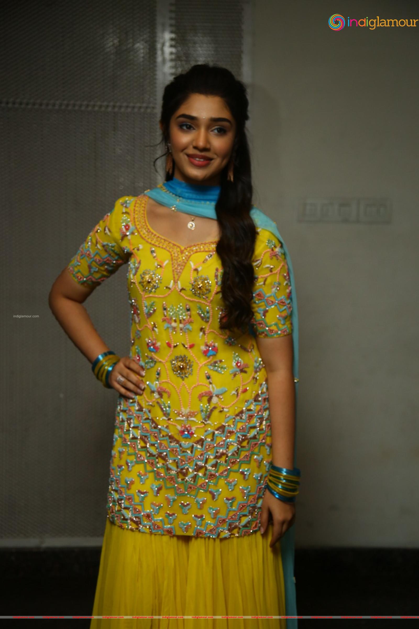 Krithi Shetty Actress hd photo