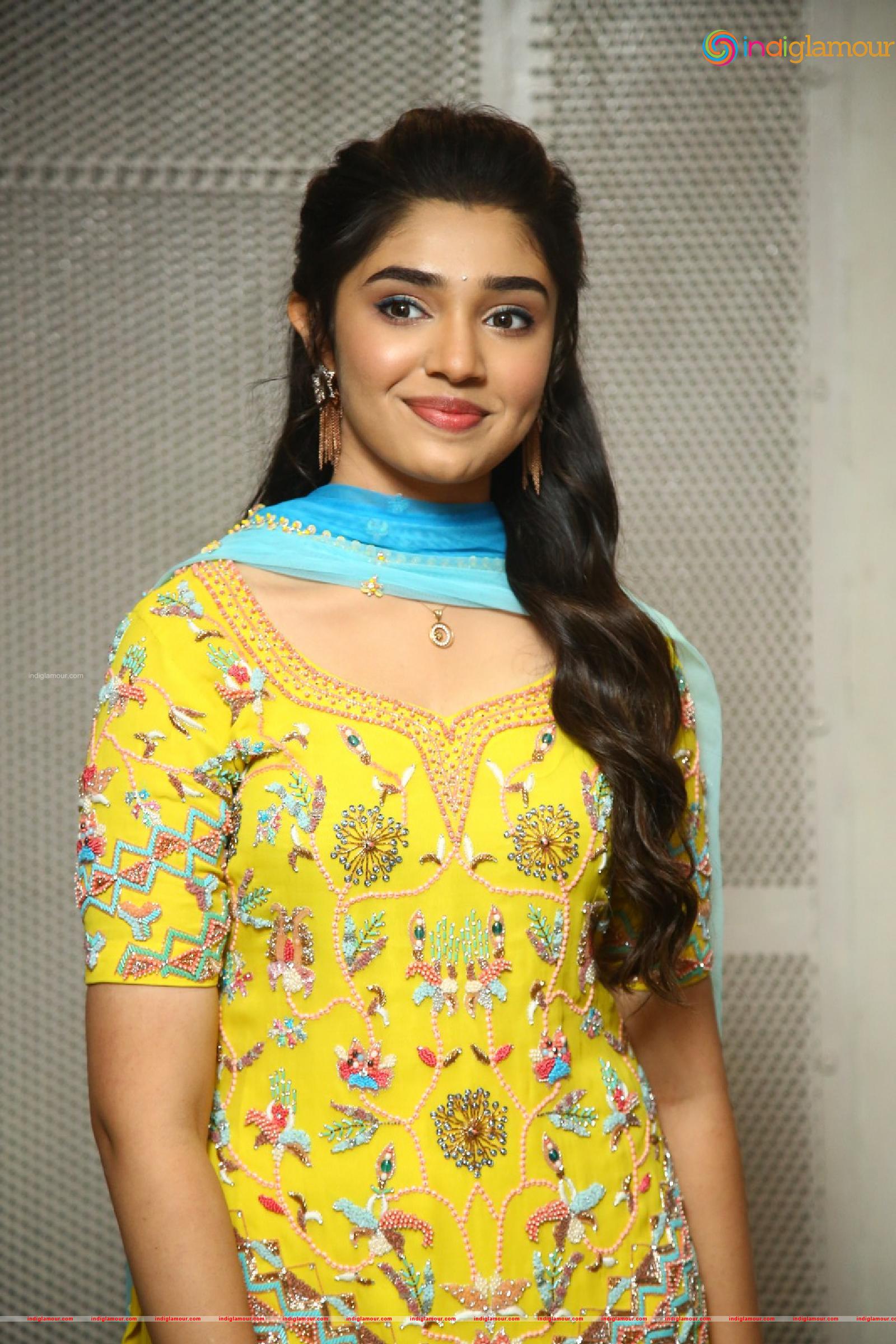 Krithi Shetty Actress hd photo