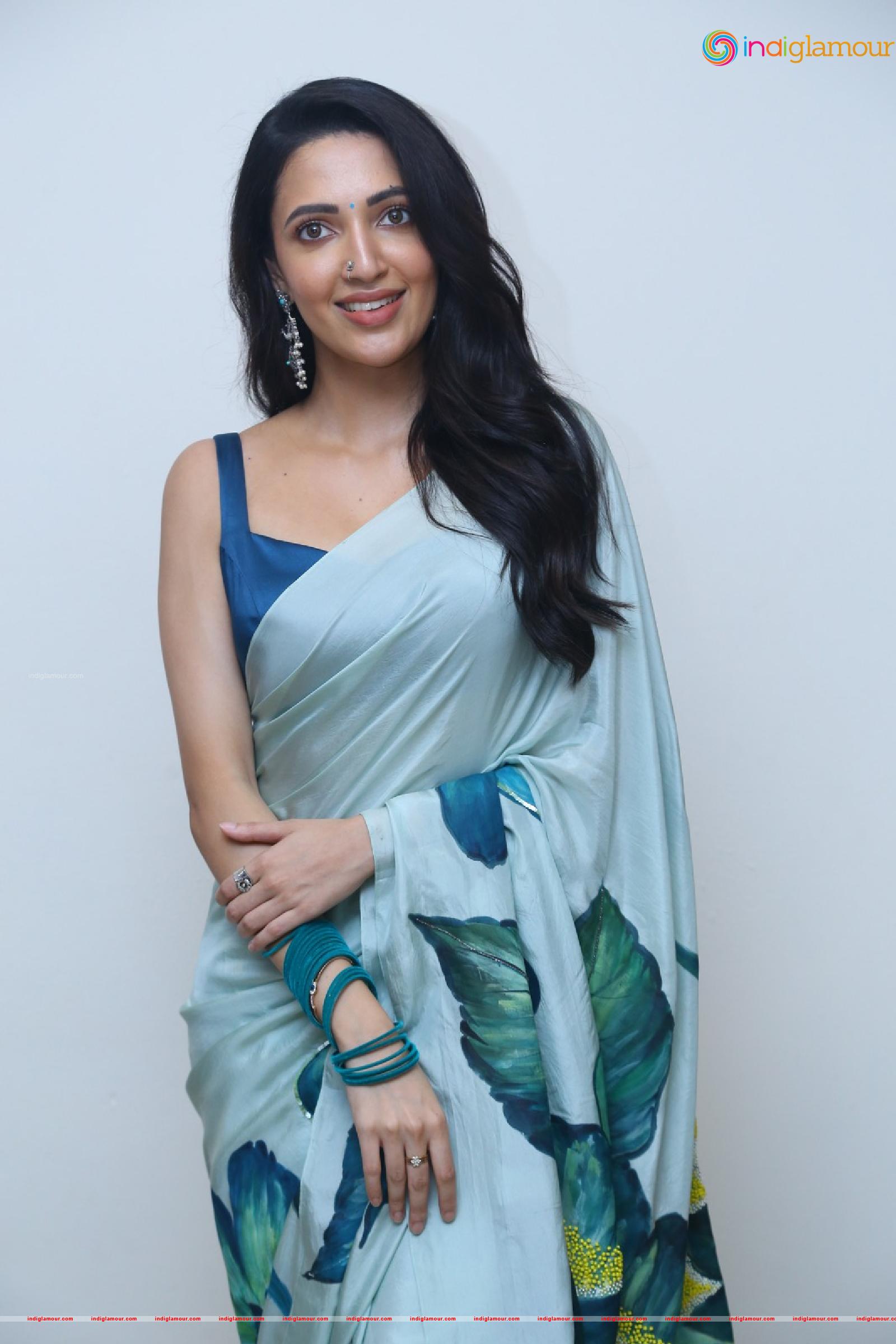 Neha Shetty Actress hd photo