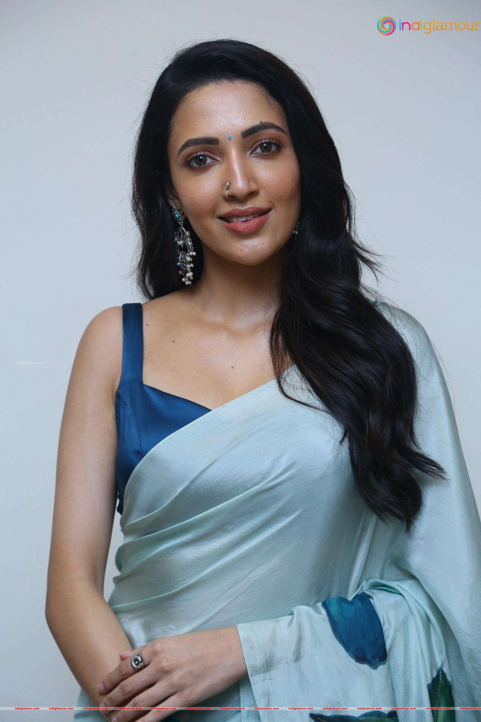 Neha Shetty Actress hd photo