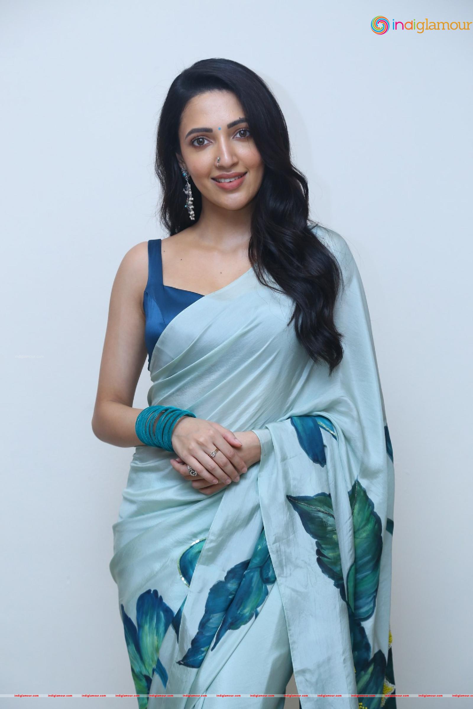 Neha Shetty Actress hd photo