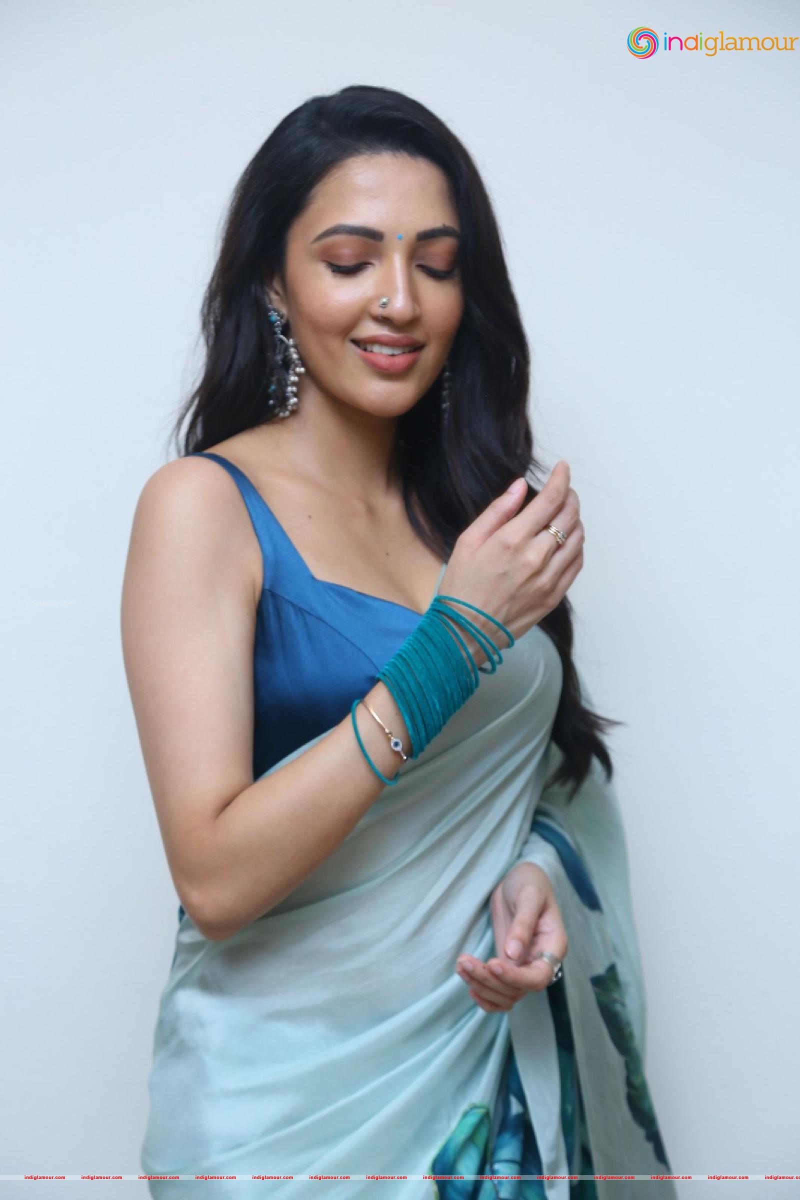 Neha Shetty Actress hd photo