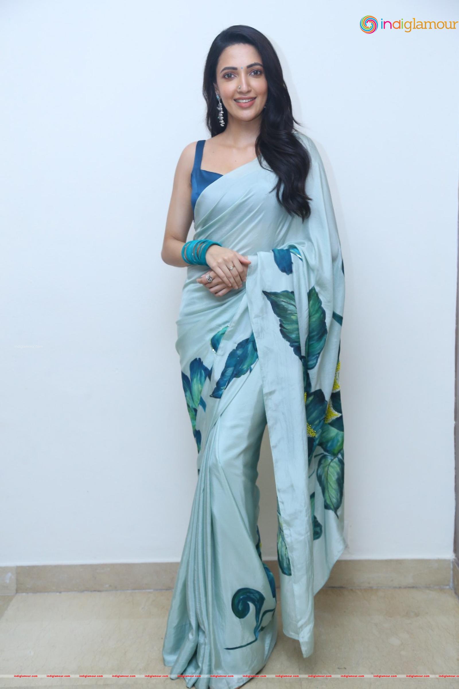 Neha Shetty Actress hd photo