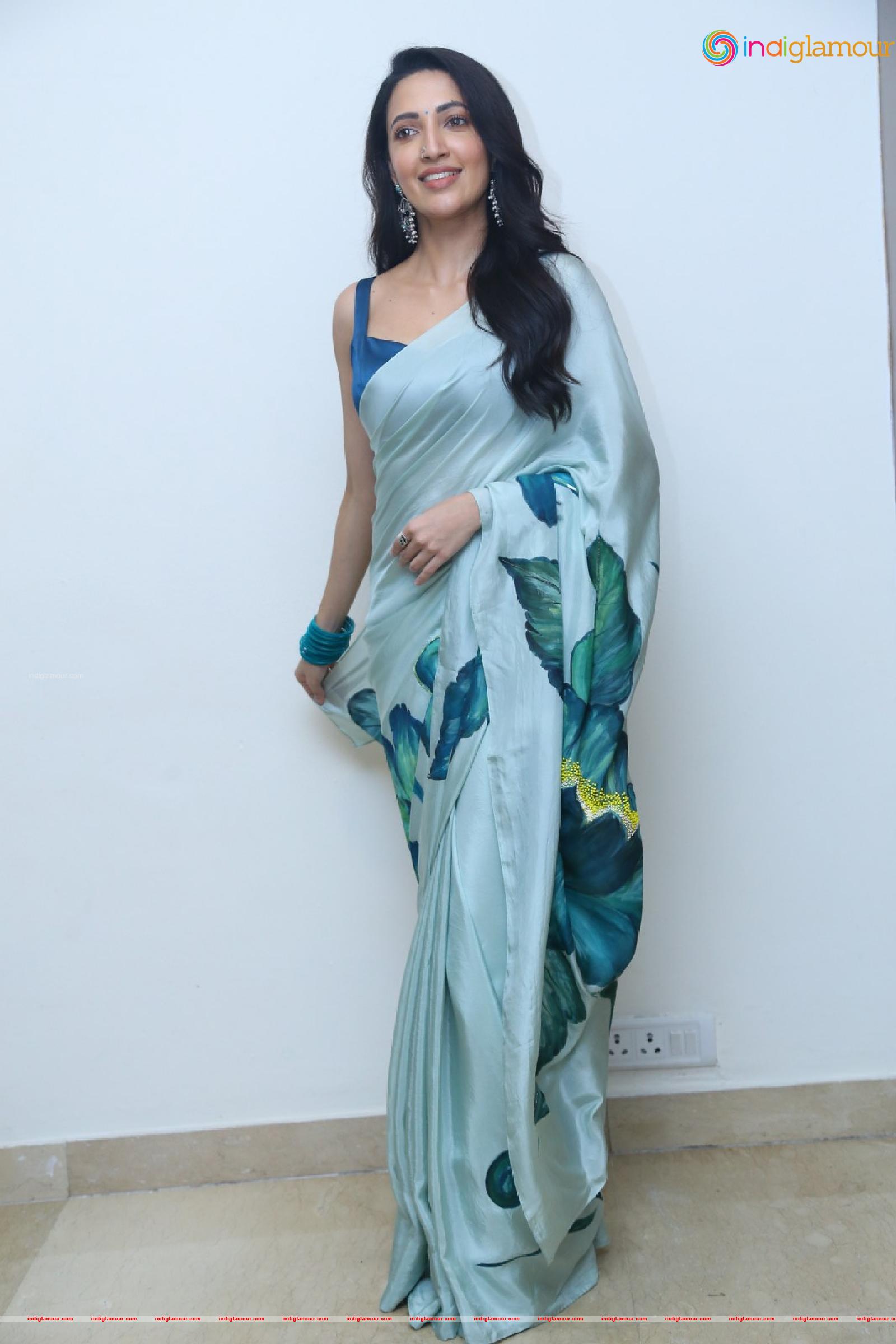 Neha Shetty Actress hd photo