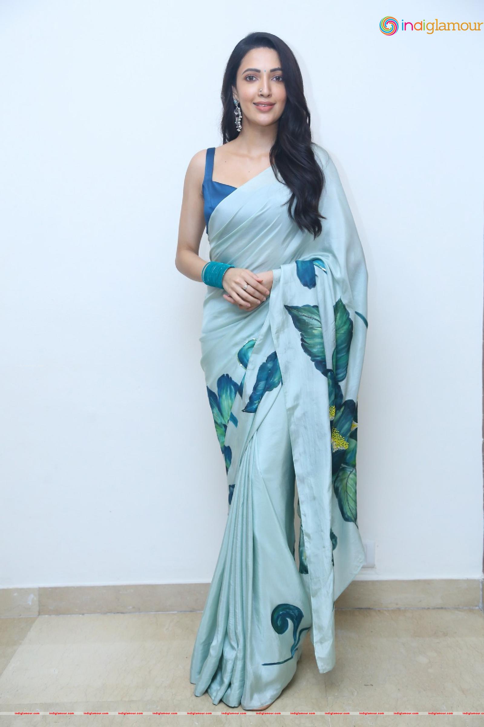 Neha Shetty Actress hd photo