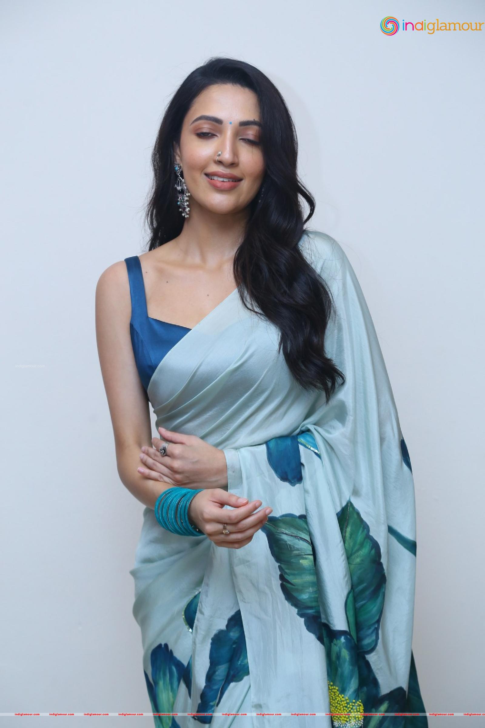 Neha Shetty Actress hd photo