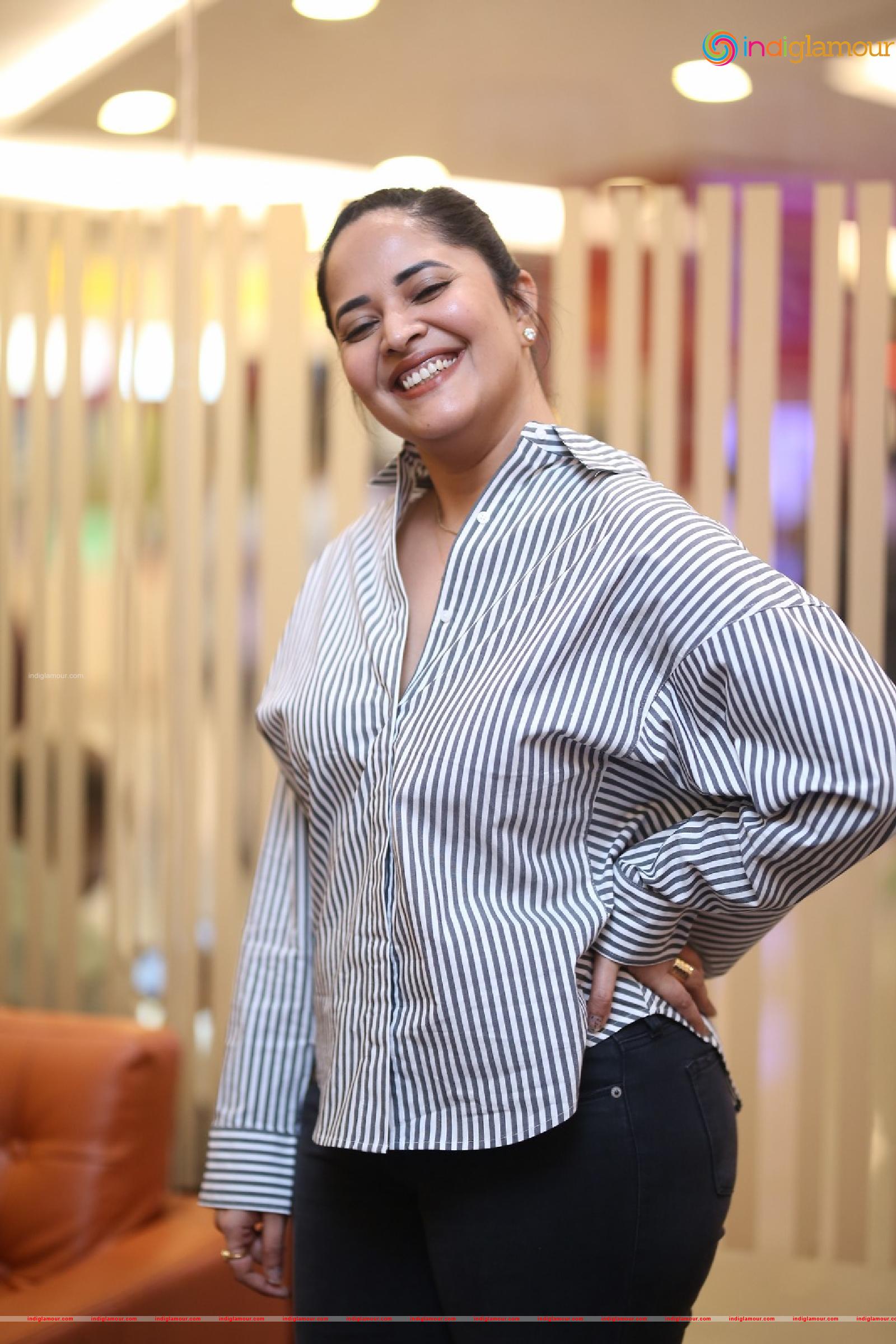 Anasuya Actress hd photo