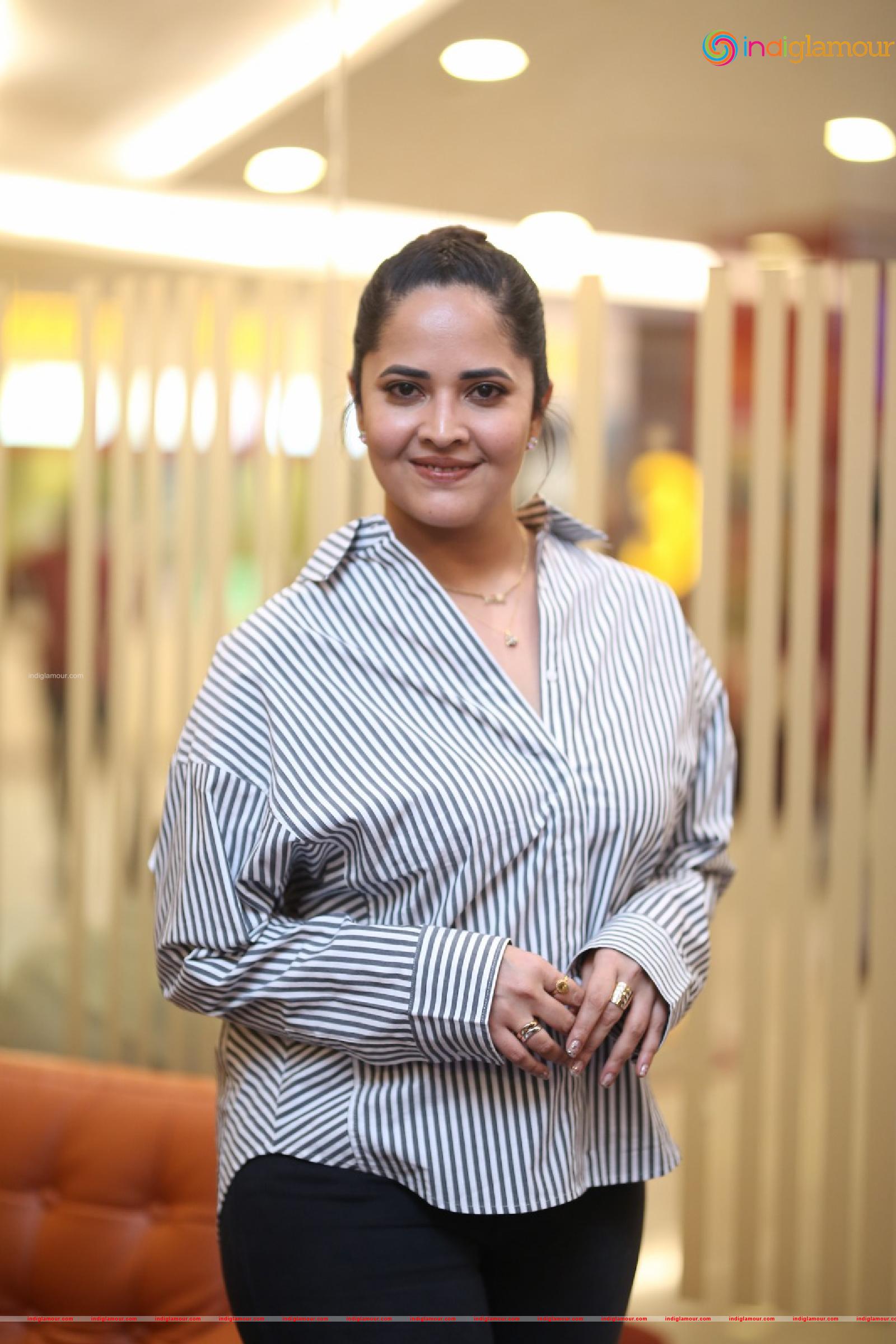 Anasuya Actress hd photo