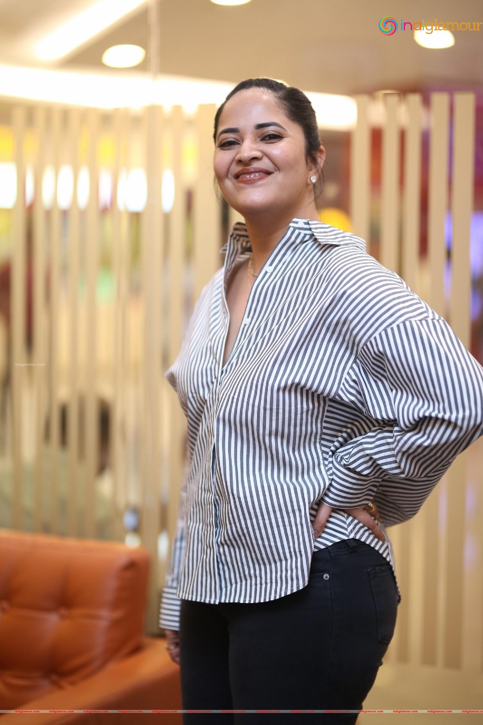 Anasuya Actress hd photo