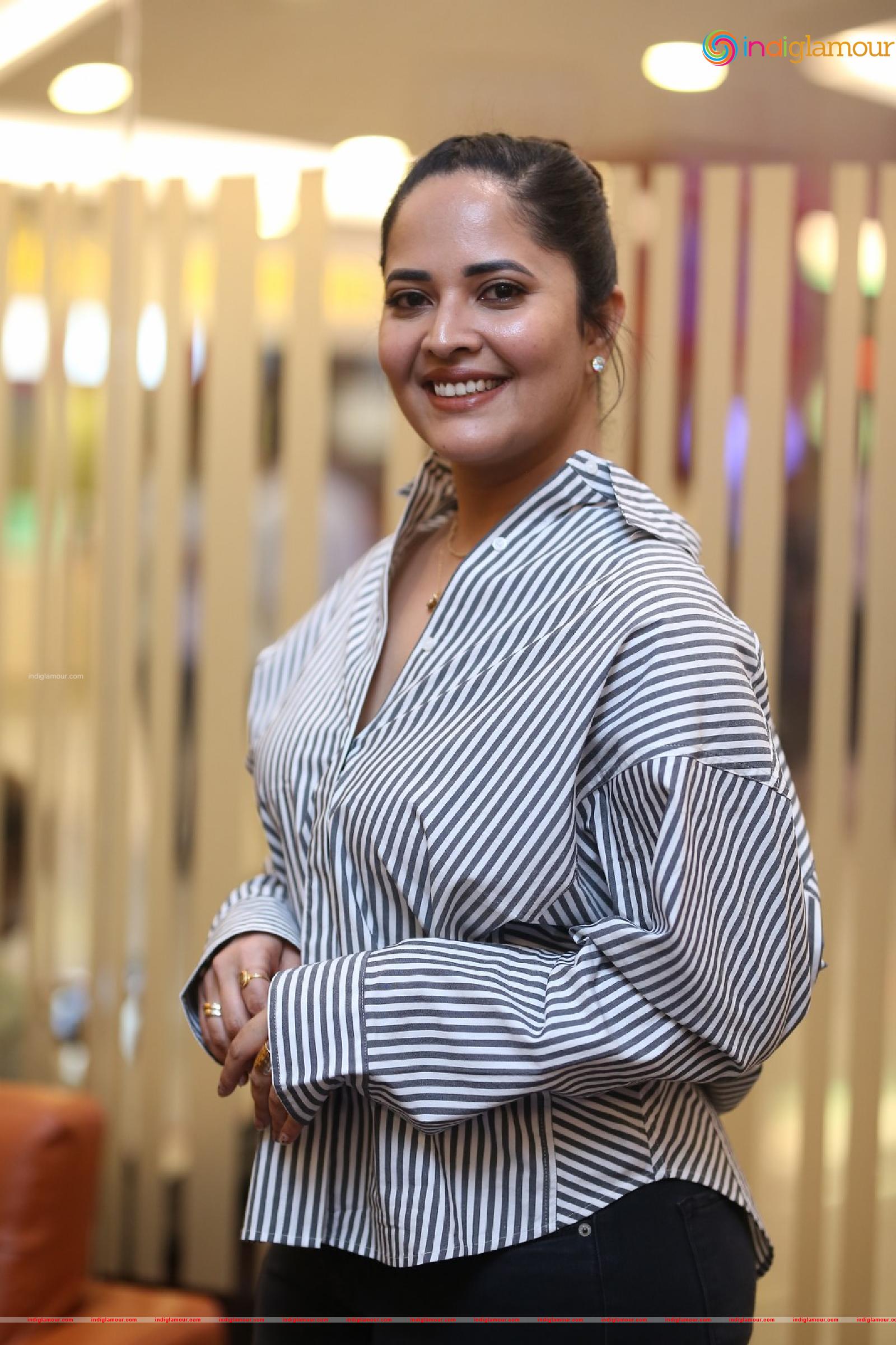 Anasuya Actress hd photo