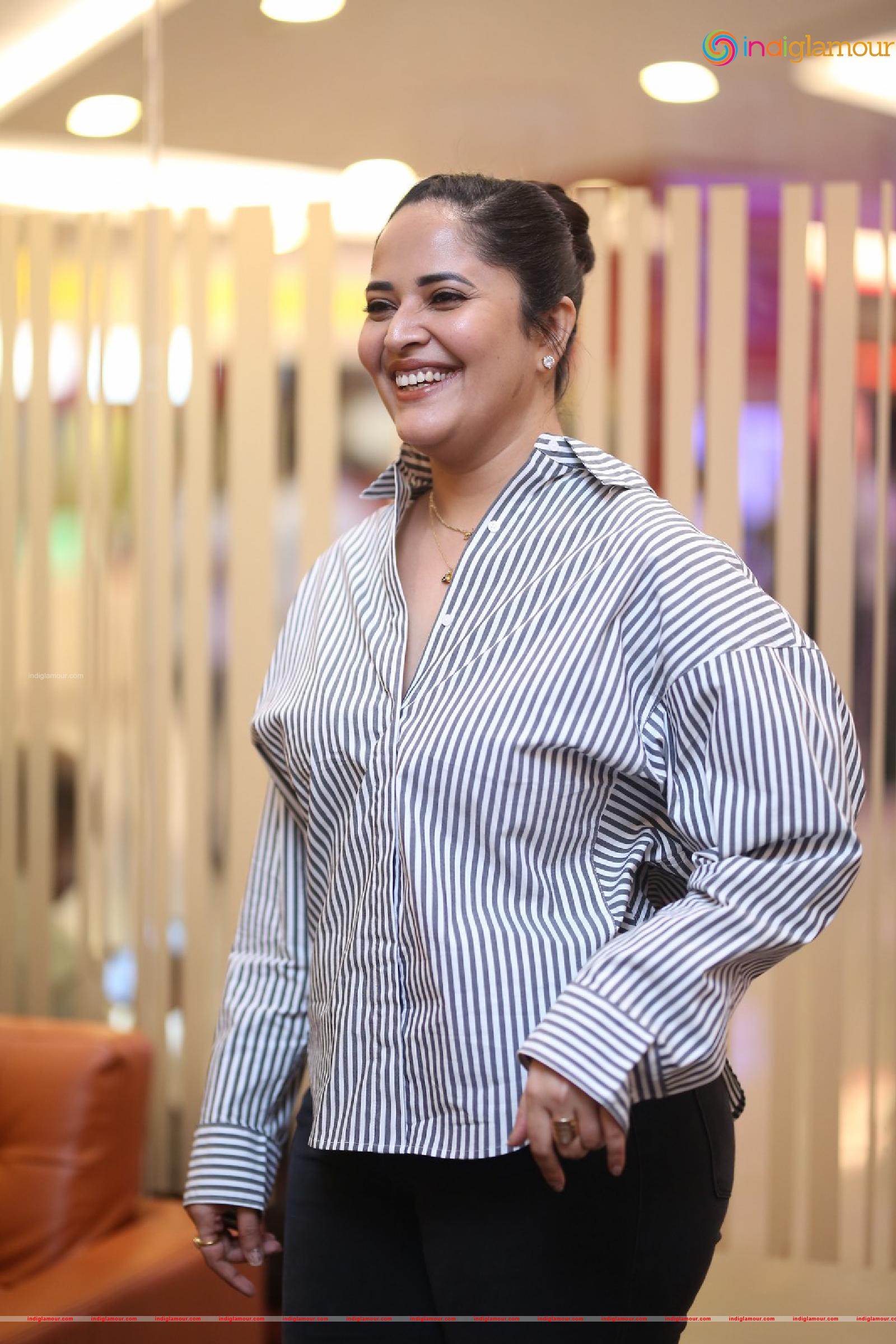 Anasuya Actress hd photo