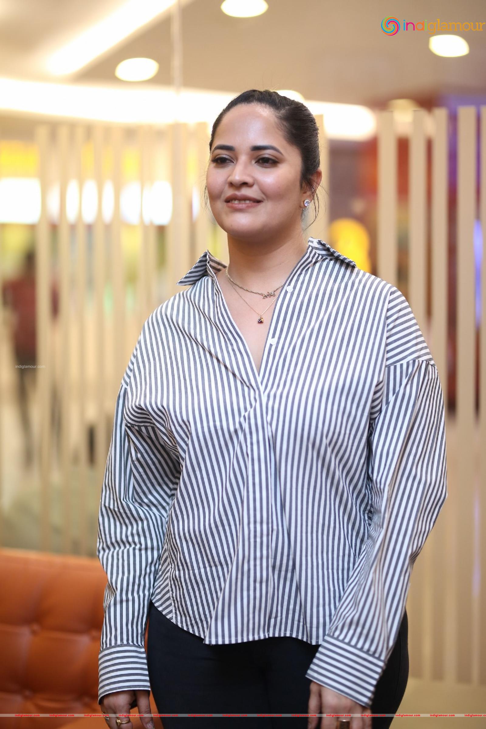 Anasuya Actress hd photo