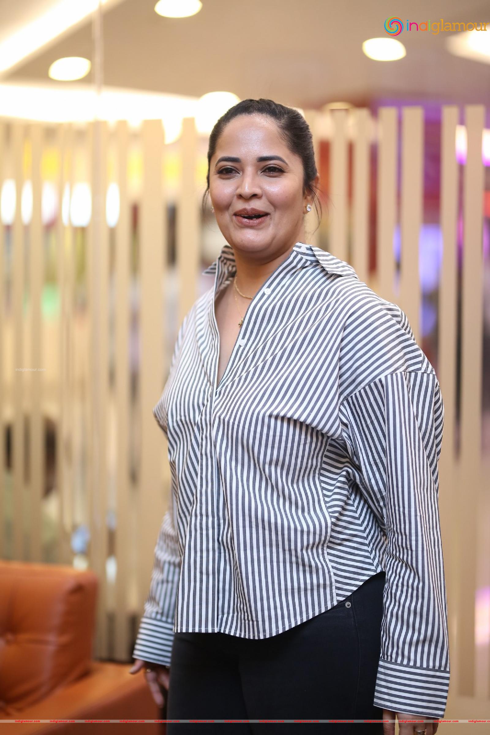Anasuya Actress hd photo