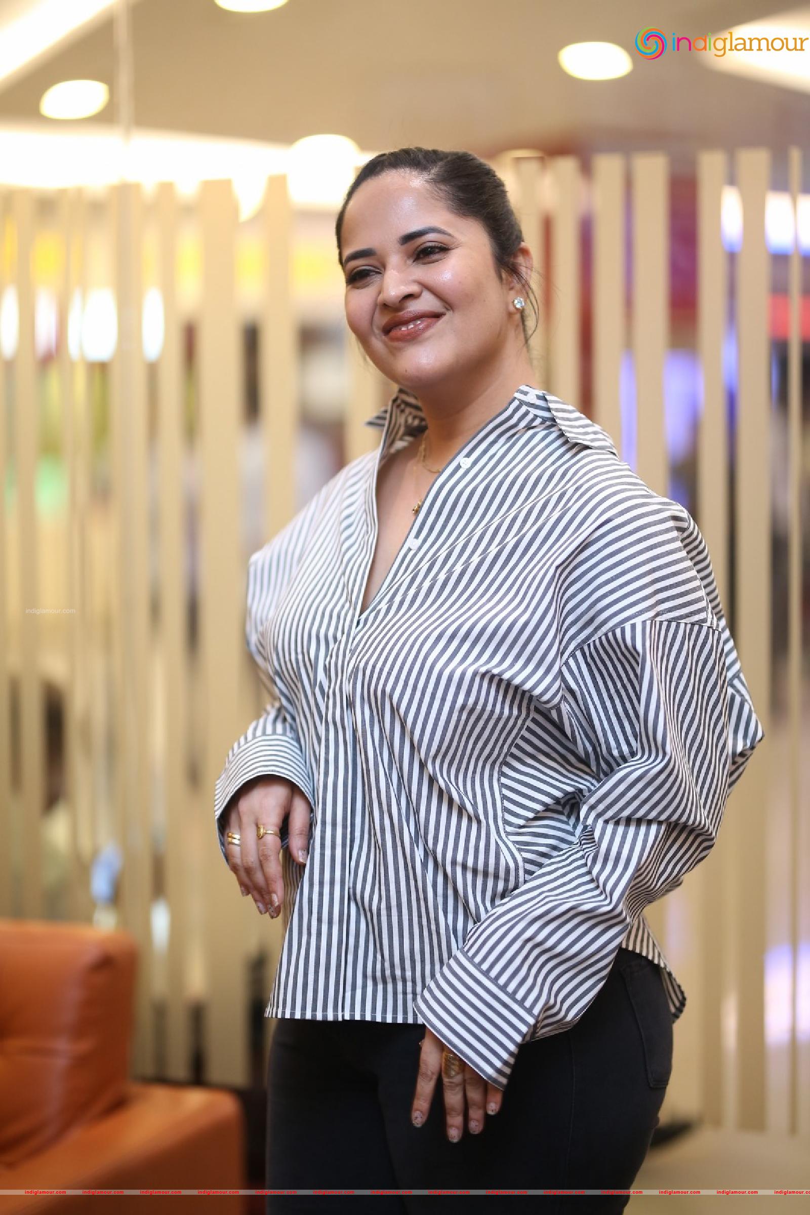 Anasuya Actress hd photo