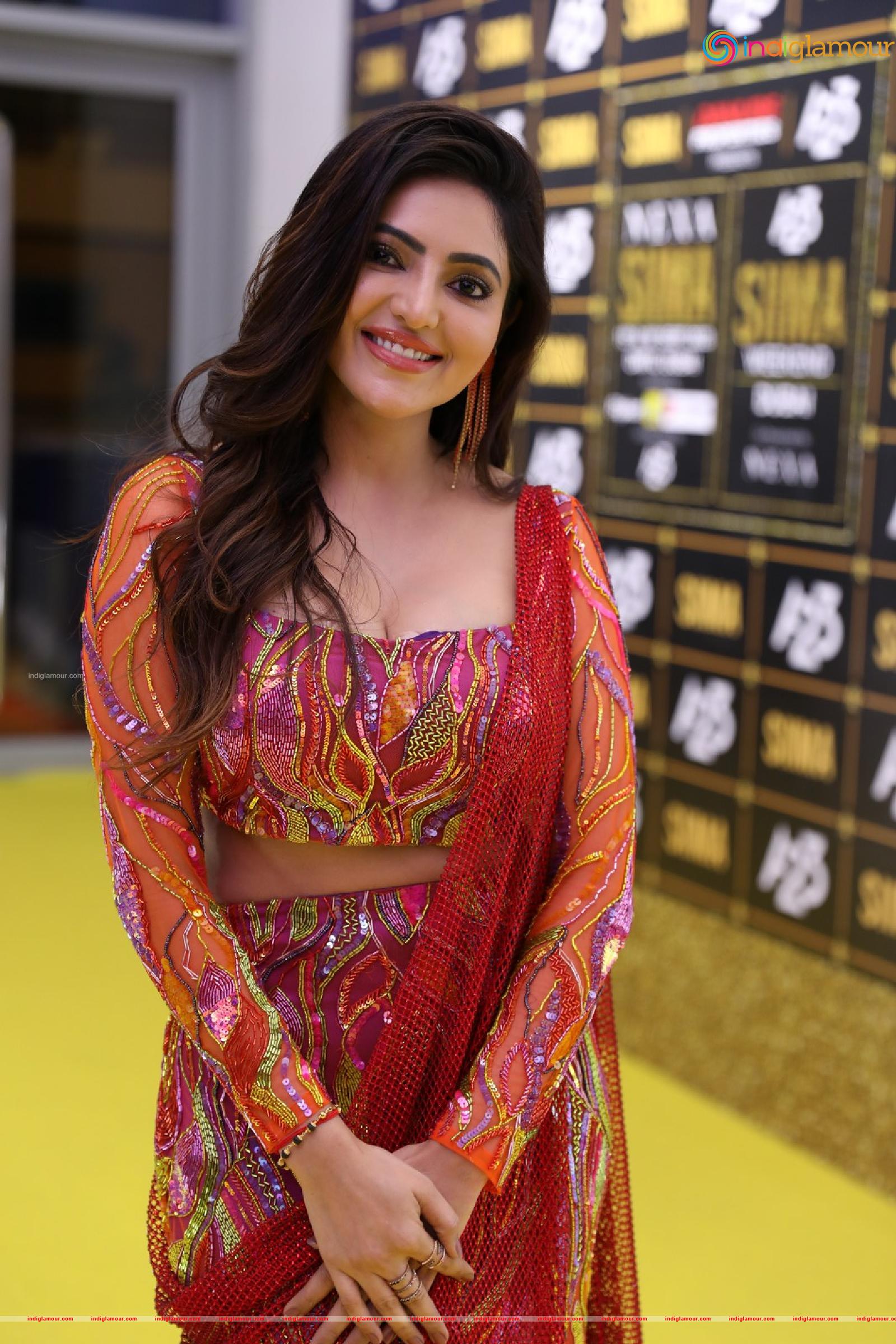 Athulya Ravi Actress hd photo