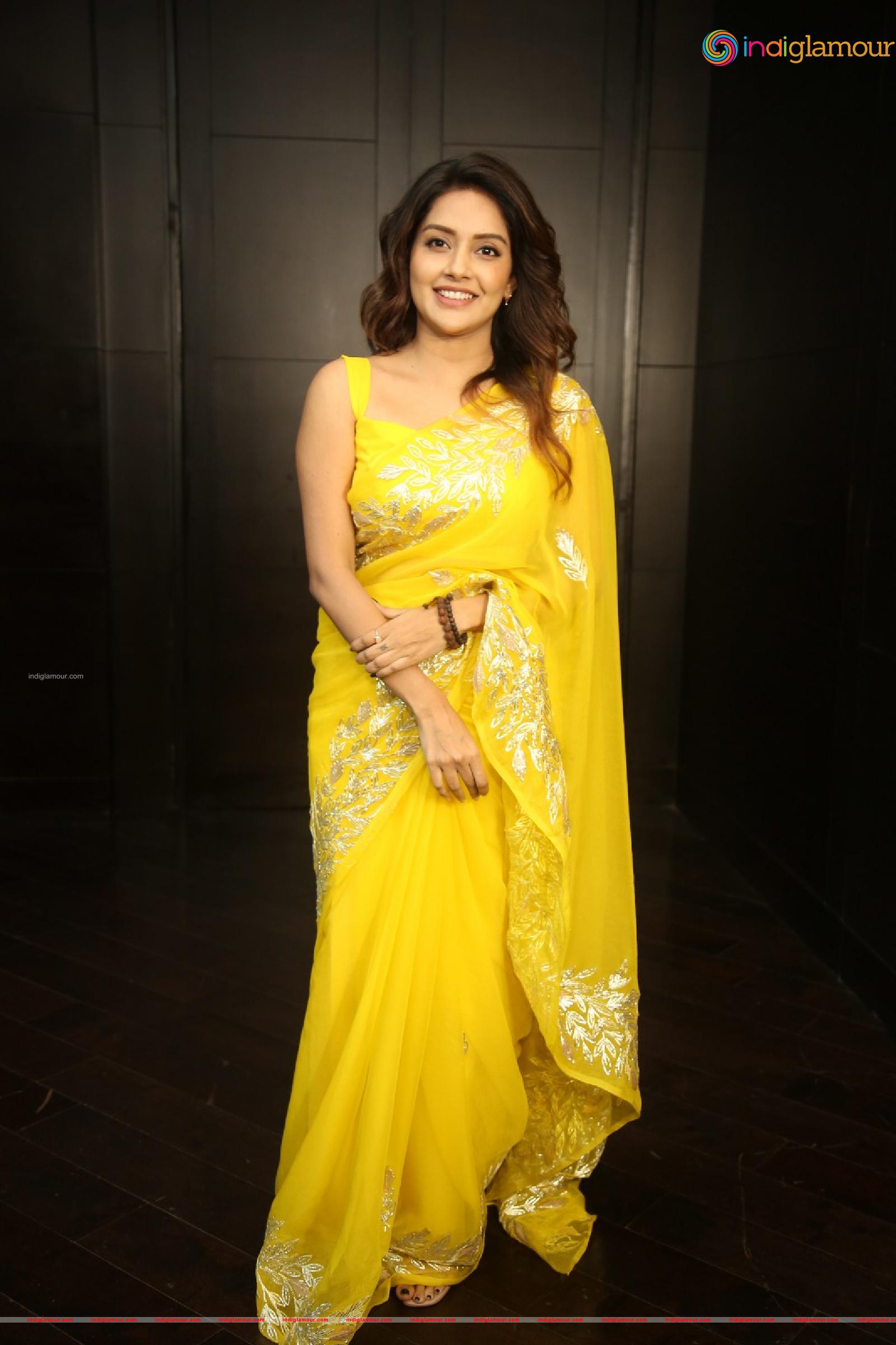 Mahima Nambiar Actress hd photo