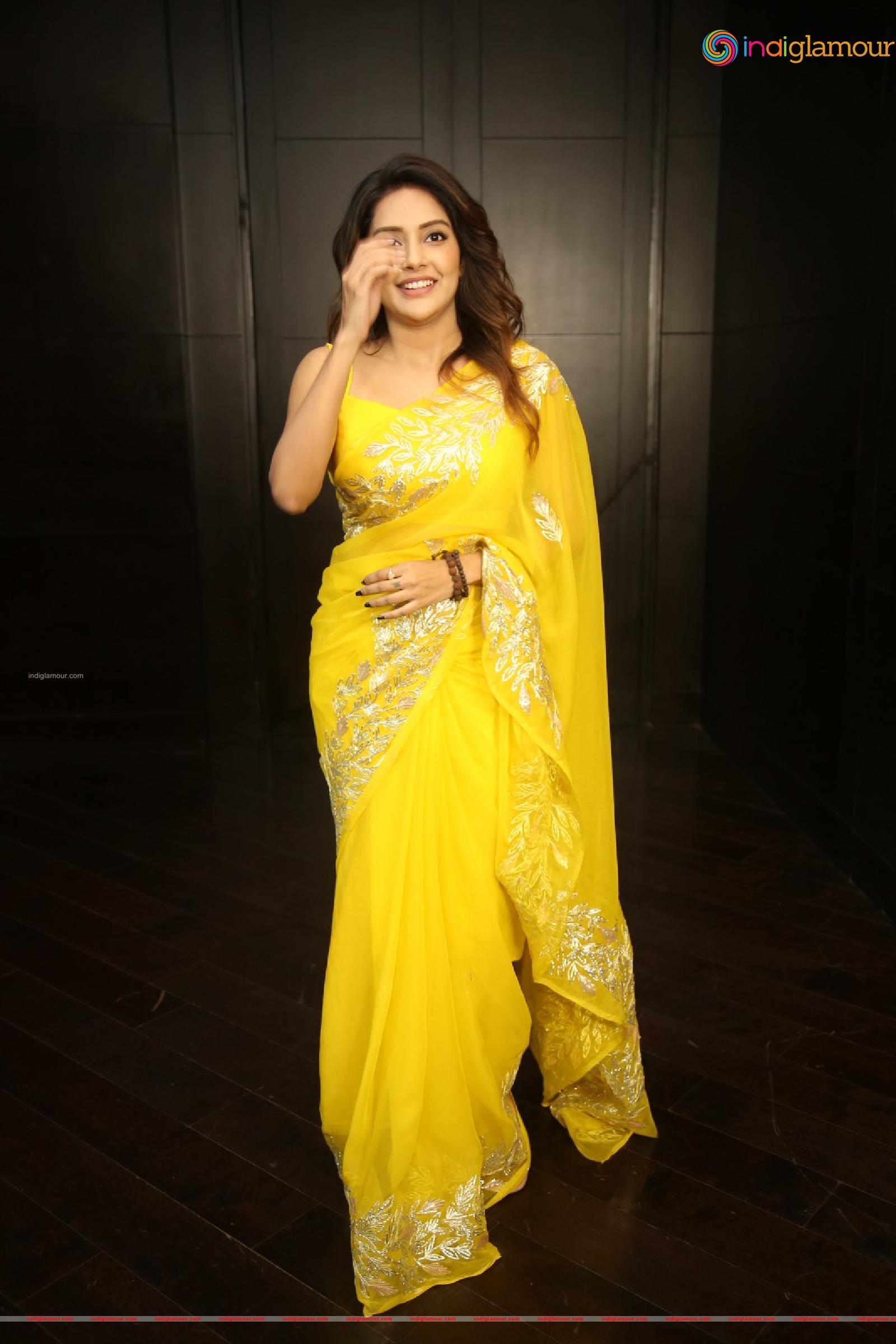 Mahima Nambiar Actress hd photo