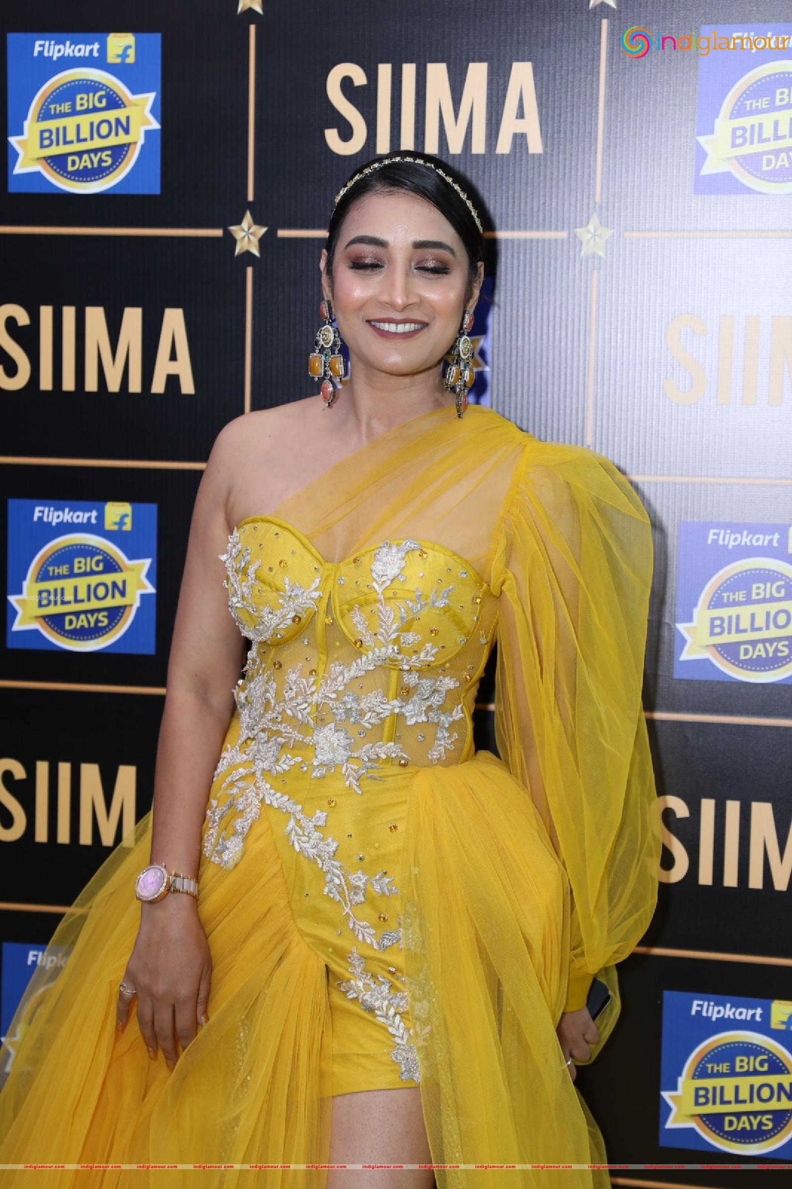 Bhanu Sree Actress hd photo