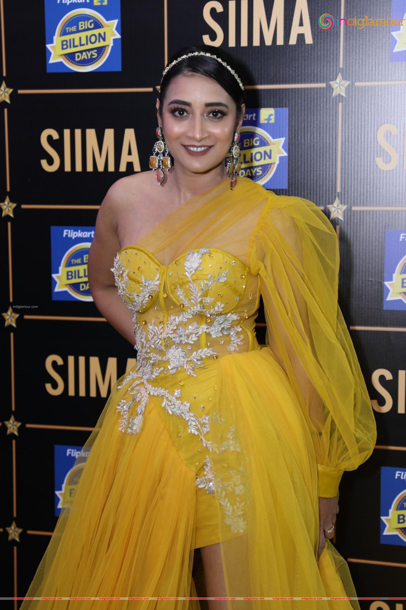 Bhanu Sree Actress hd photo