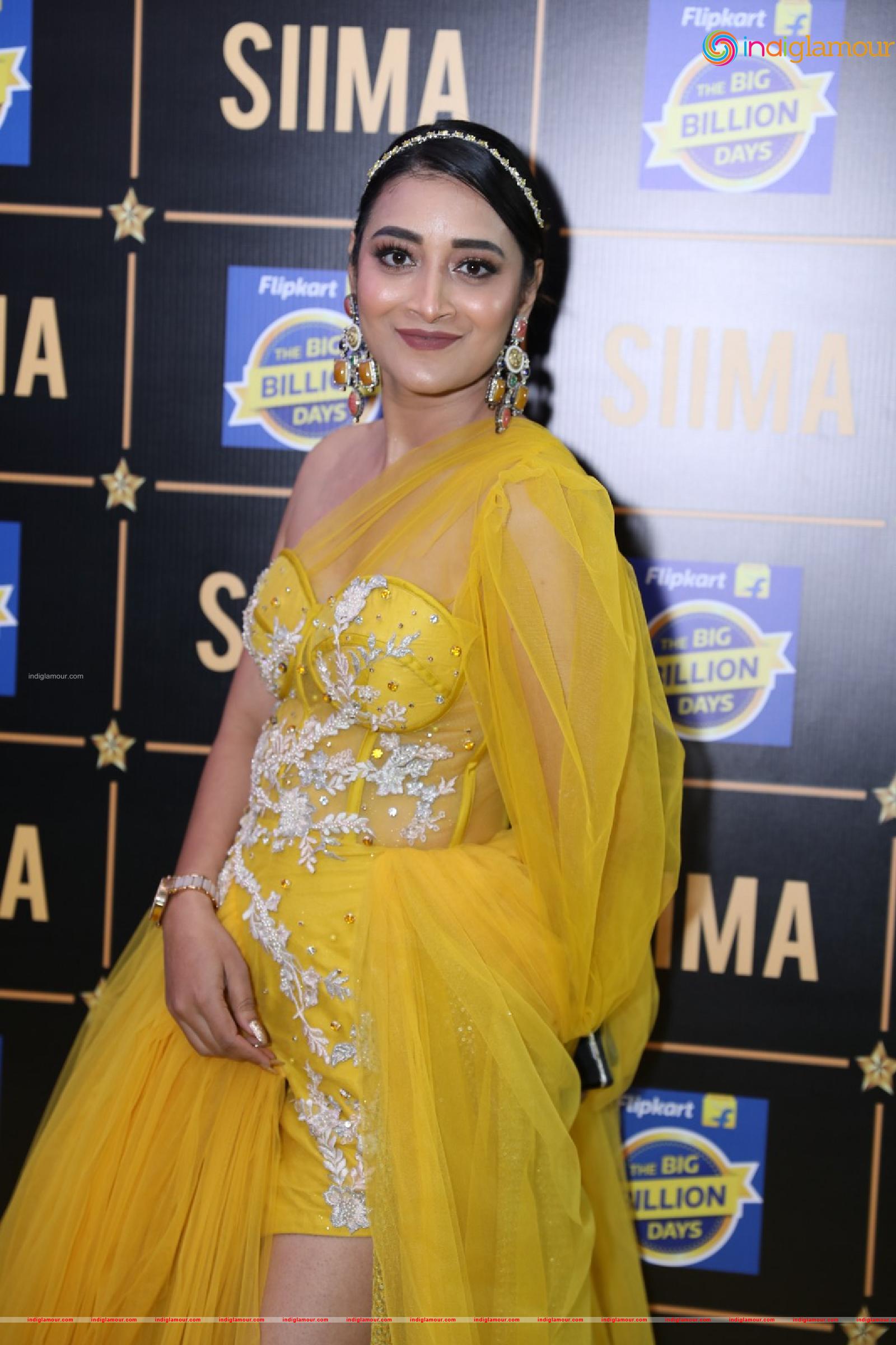 Bhanu Sree Actress hd photo