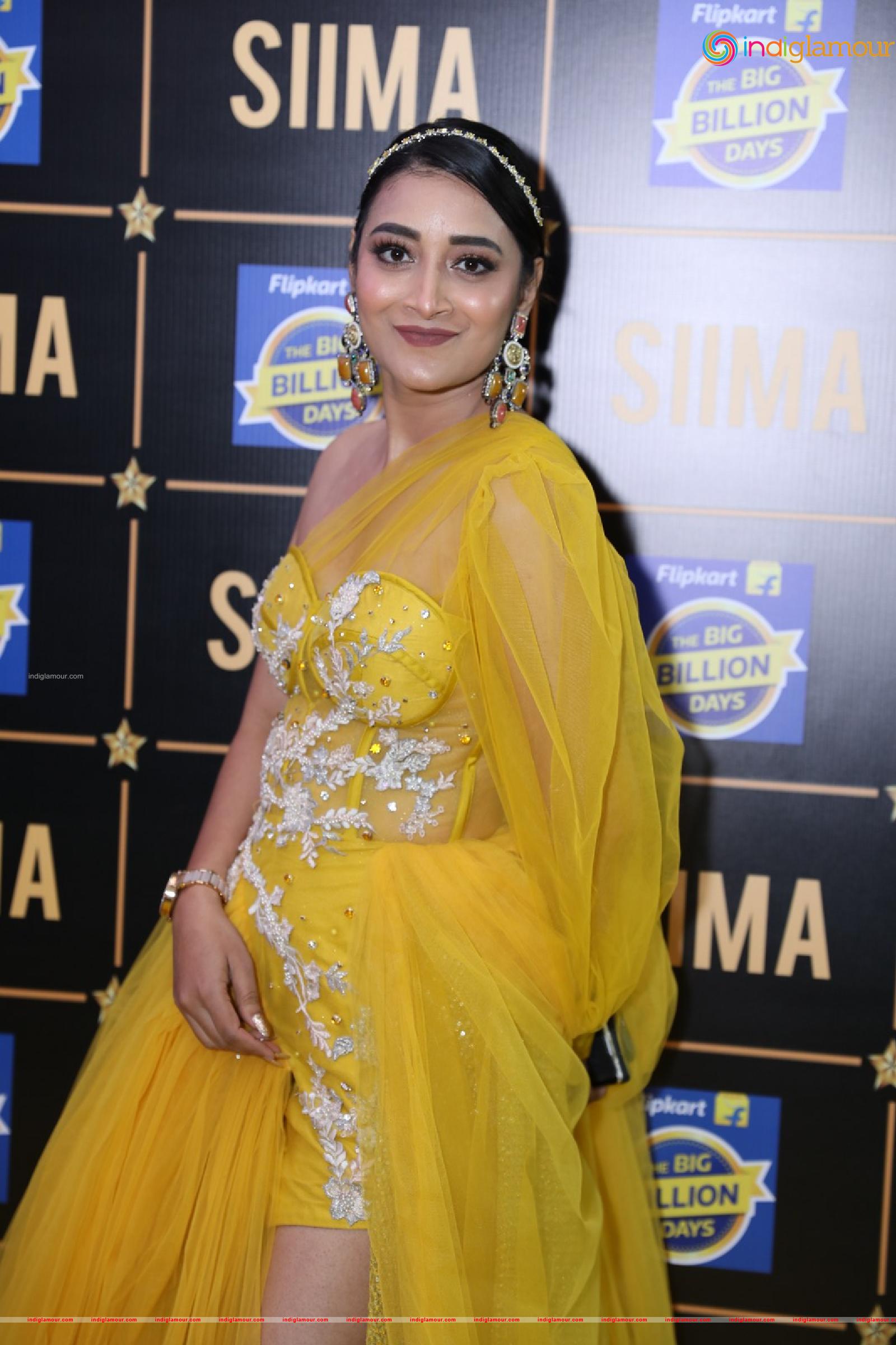 Bhanu Sree Actress hd photo