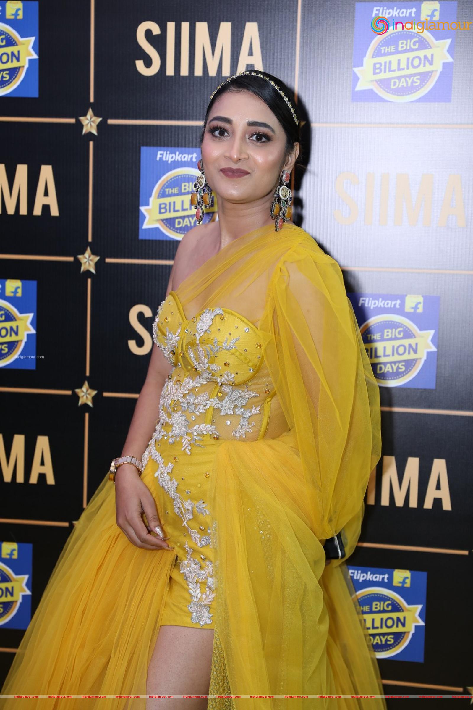 Bhanu Sree Actress hd photo