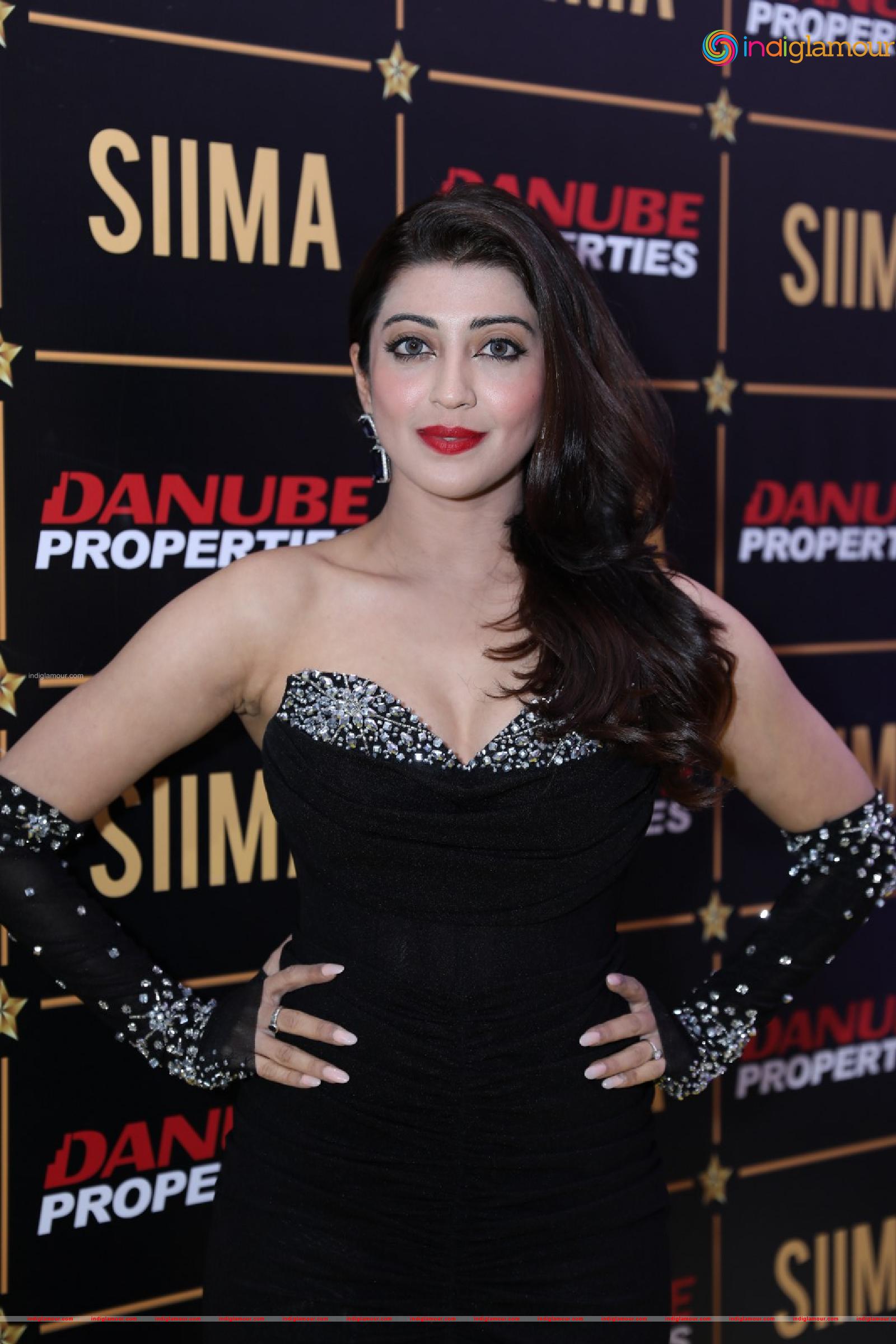 Pranitha Subhash Actress hd photo