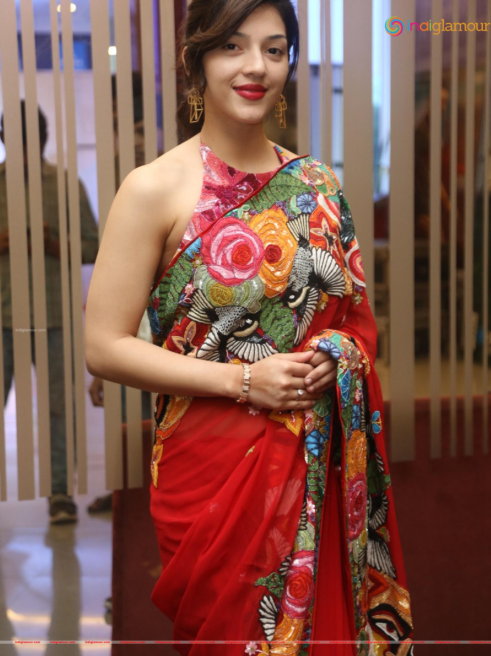 Mehreen Pirzada Actress hd photo