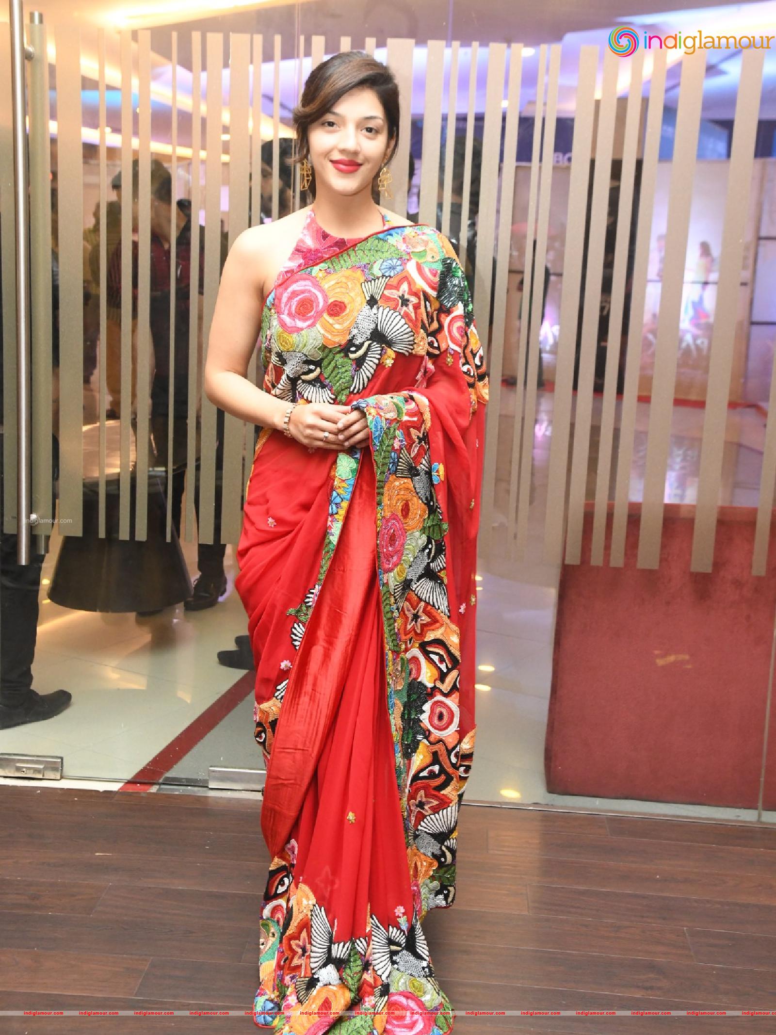 Mehreen Pirzada Actress hd photo
